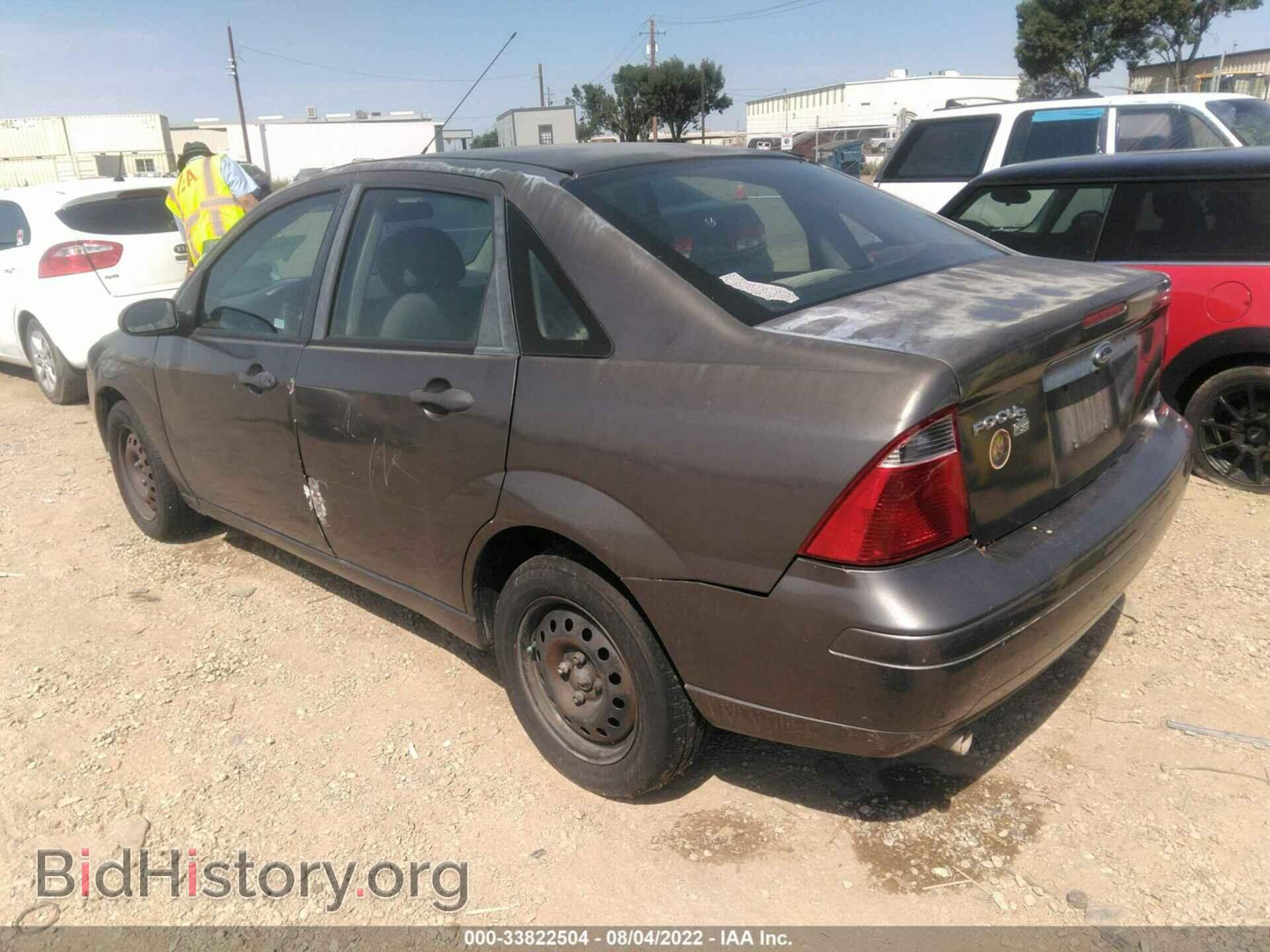 2007 FORD FOCUS - VIN: 1FAFP34N67W209415 - Фото 3