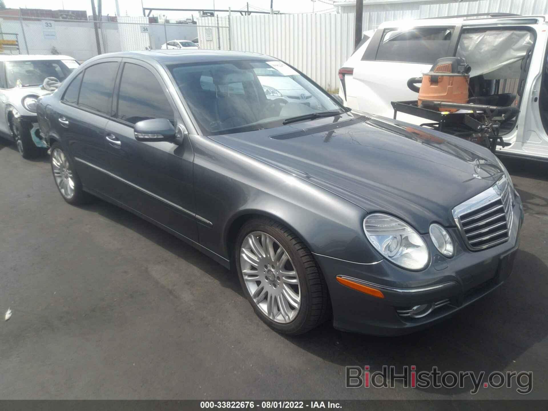 Photo WDBUF56X78B330217 - MERCEDES-BENZ E-CLASS 2008