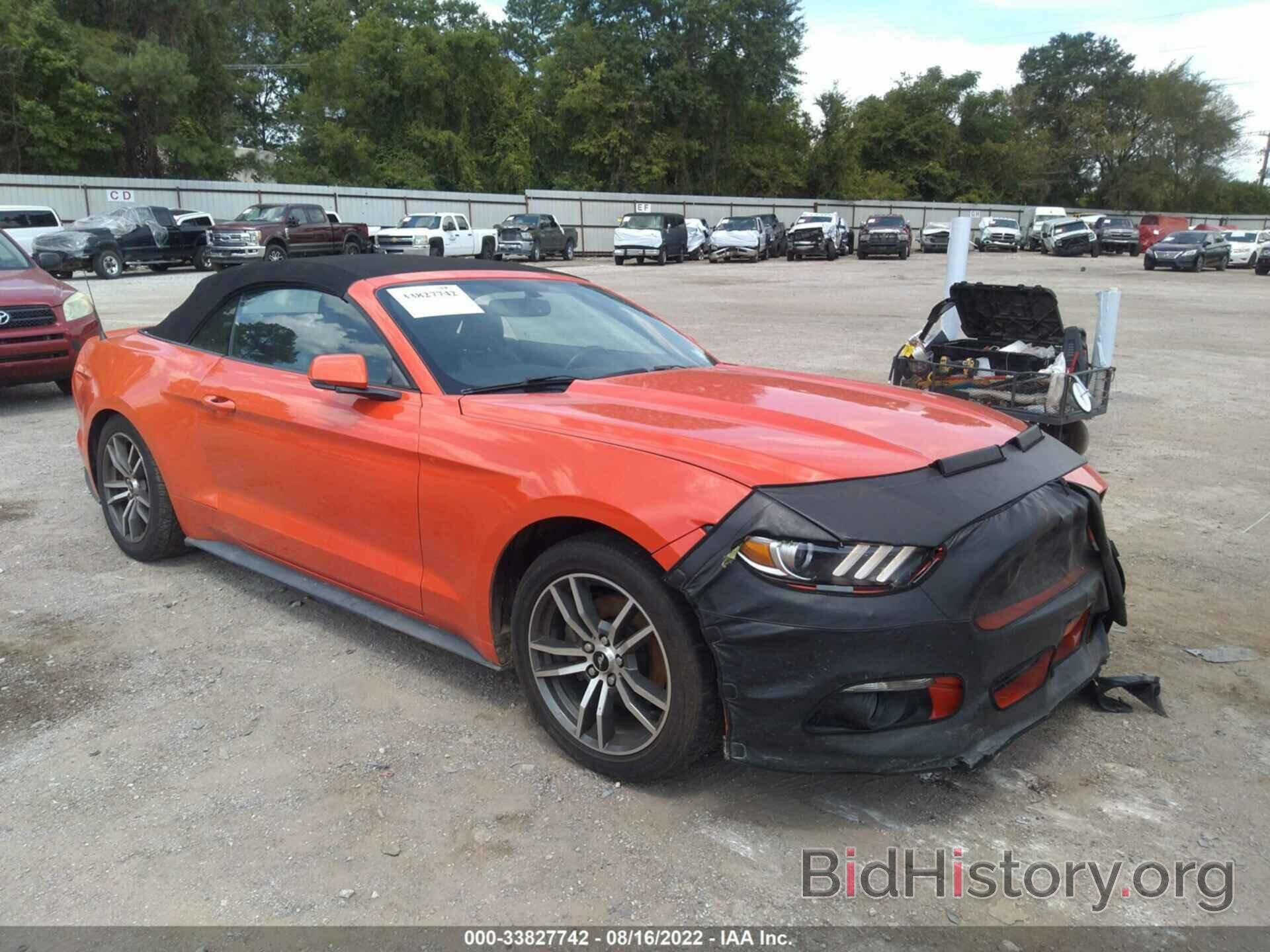 Photo 1FATP8UH7G5216342 - FORD MUSTANG 2016