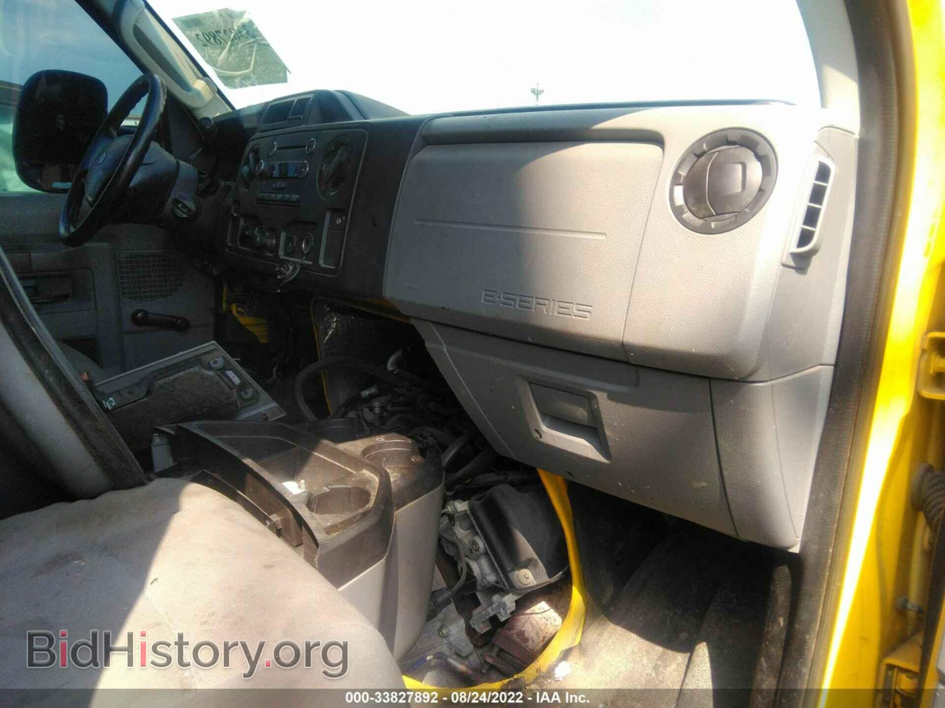 2011 FORD ECONOLINE CARGO VAN - VIN: 1FTNE2EW0BDA63711 - Photo 5