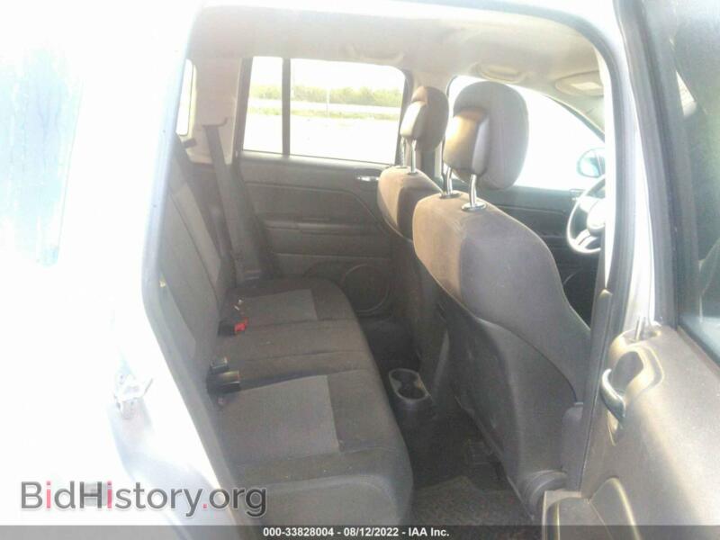 2012 Jeep COMPASS (VIN 1C4NJDBB9CD573145) — фото 8 из 11