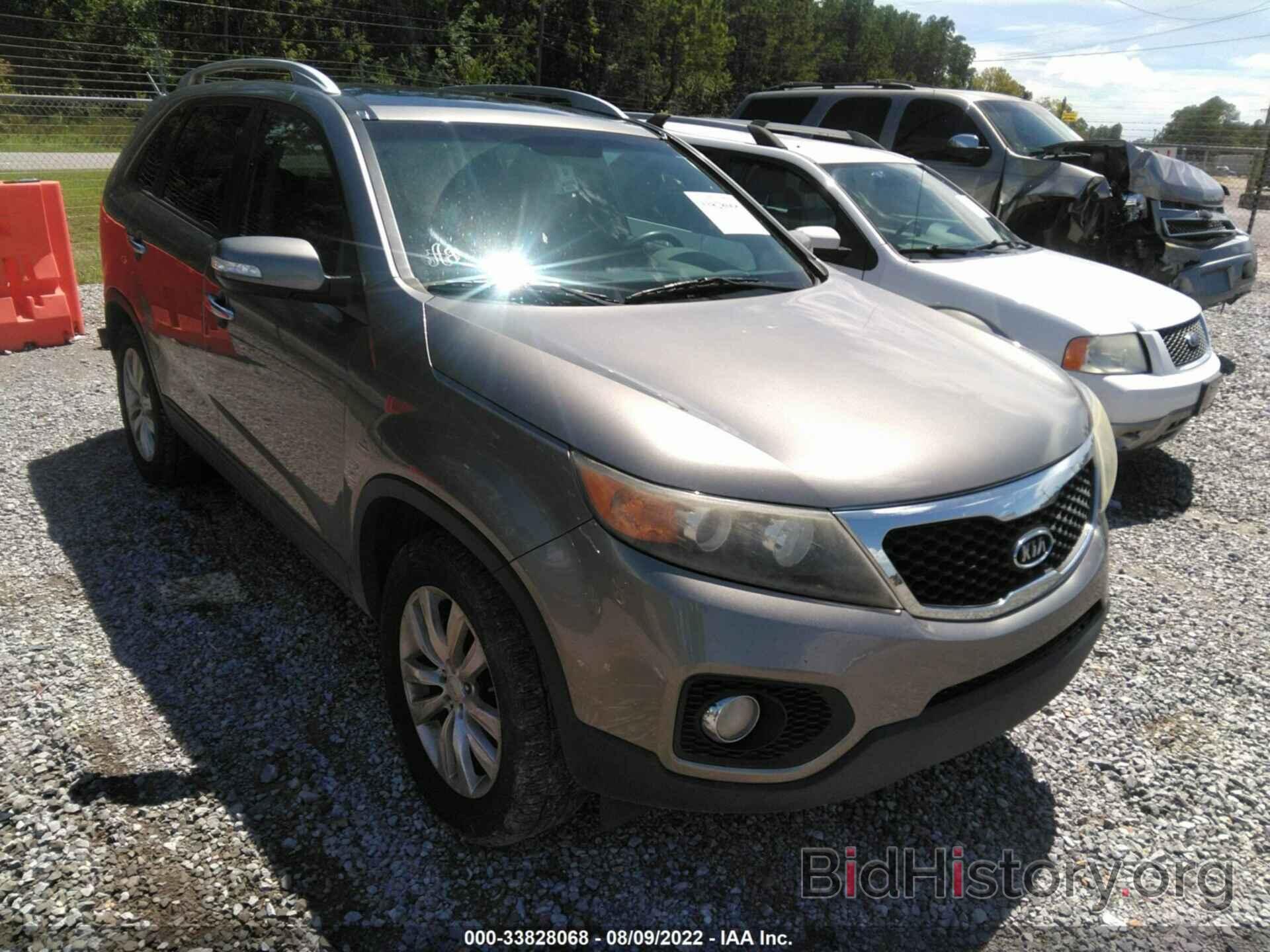 Photo 5XYKU4A2XBG001836 - KIA SORENTO 2011