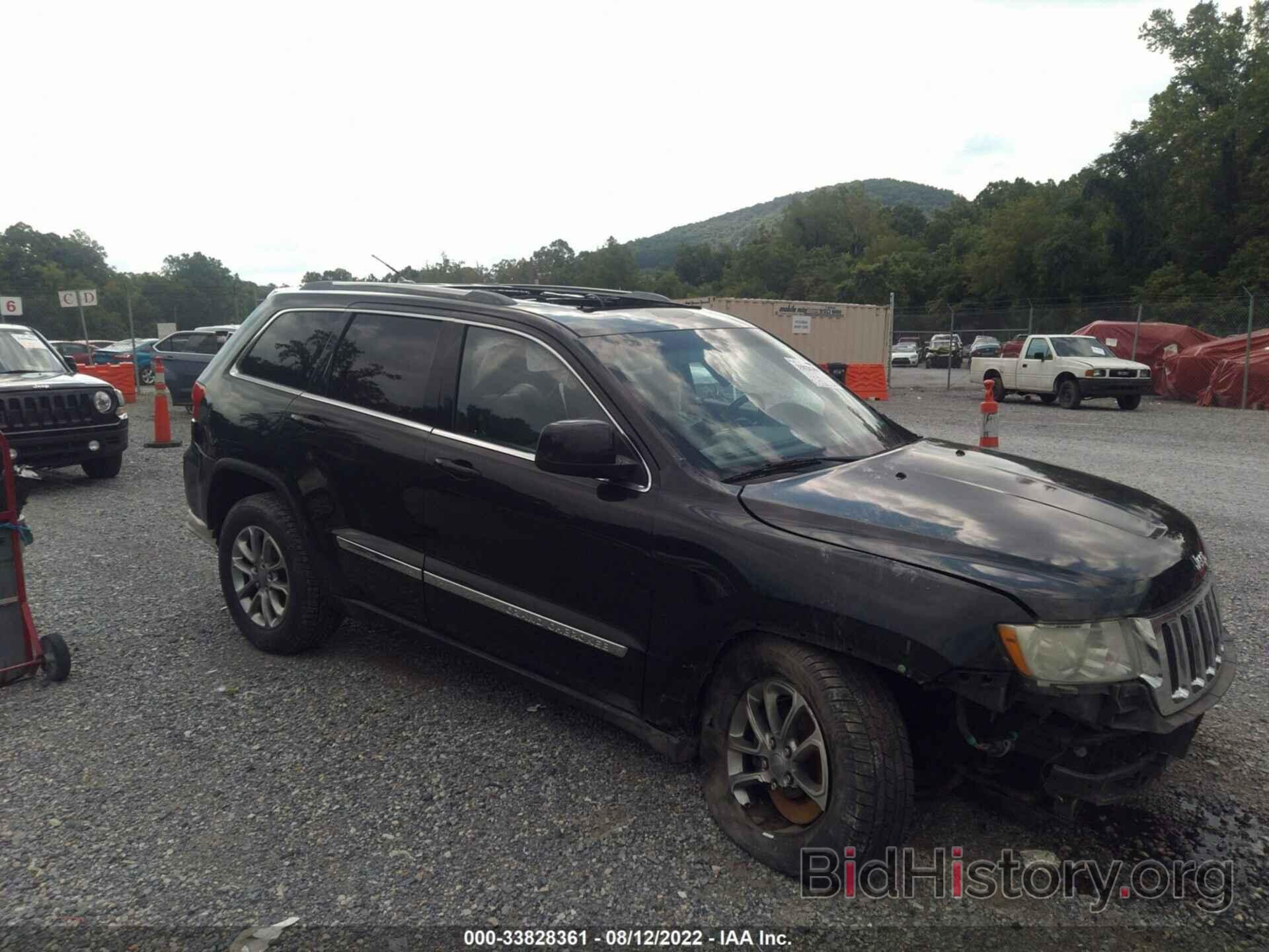 Photo 1J4RR4GG7BC578339 - JEEP GRAND CHEROKEE 2011