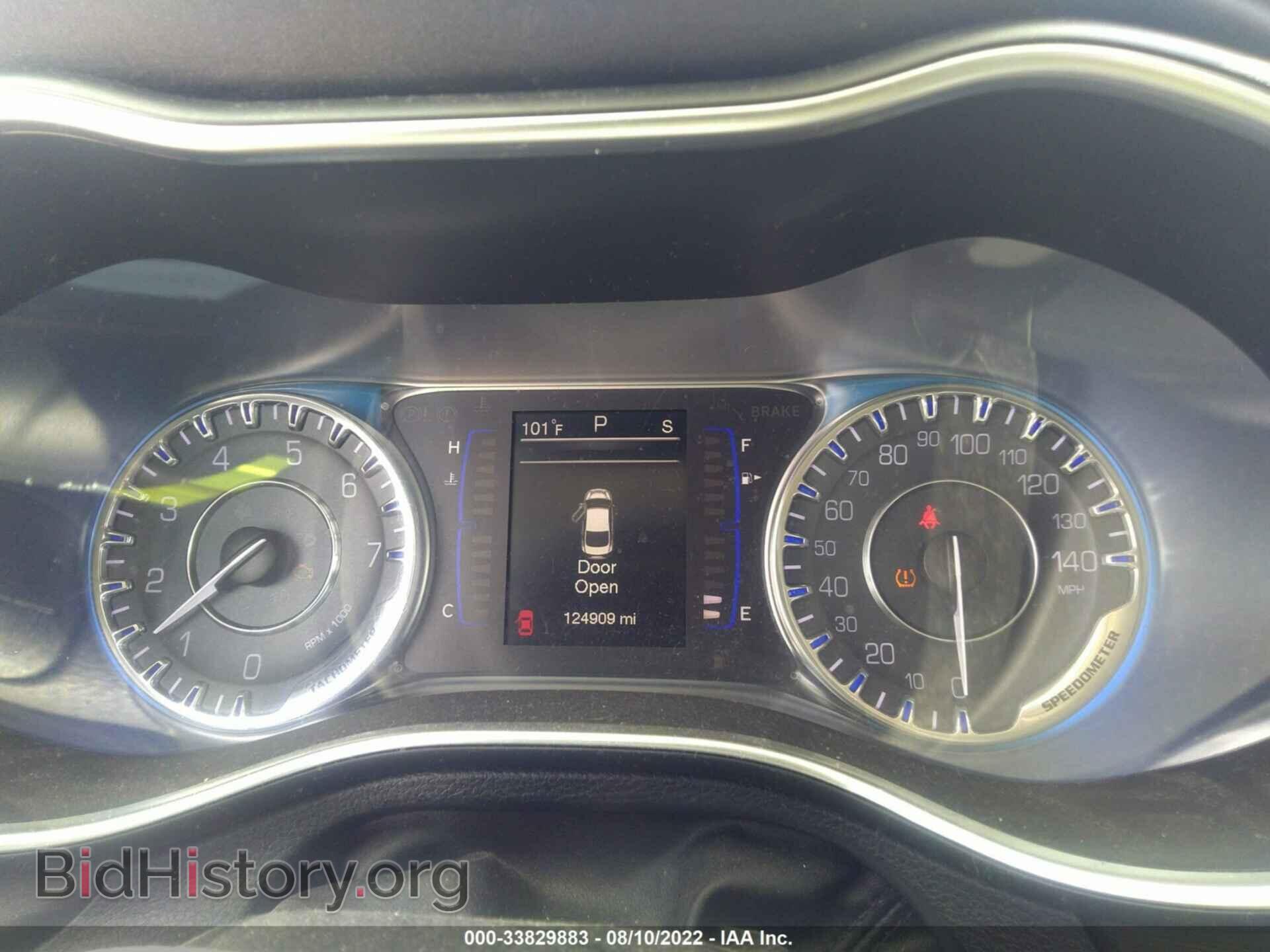 2016 CHRYSLER 200 - VIN: 1C3CCCAB1GN104147 - Фото 7
