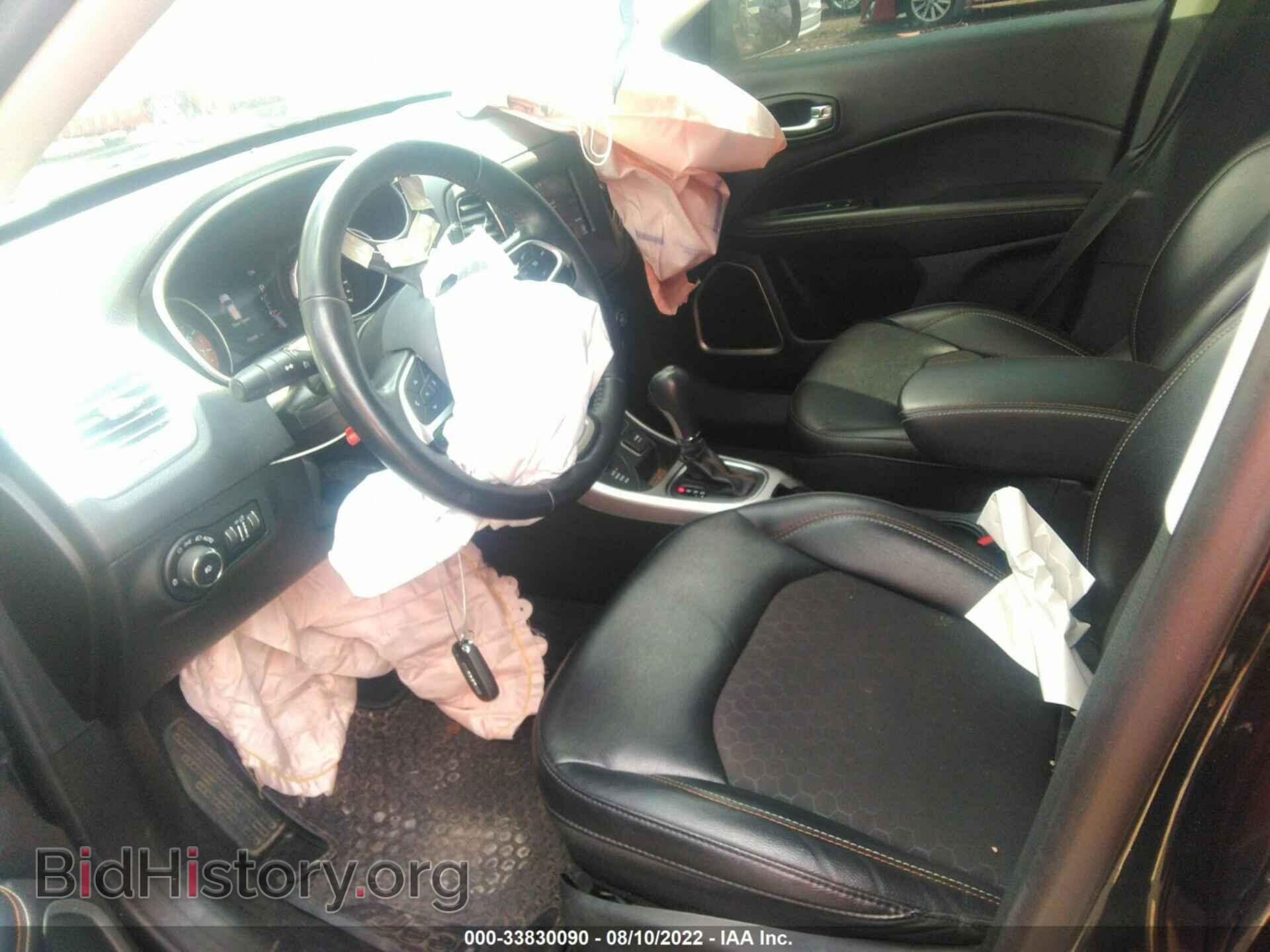 2018 JEEP COMPASS - VIN: 3C4NJDBB4JT412161 - Фото 5