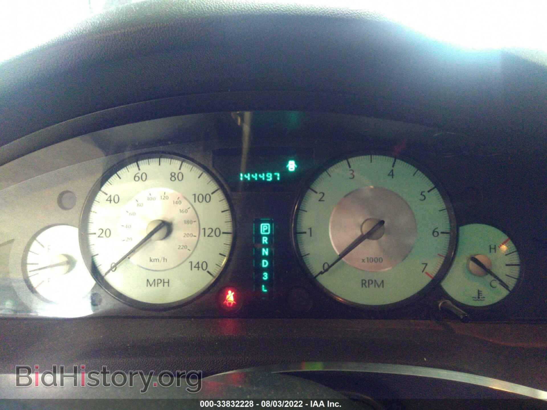 2010 CHRYSLER 300 - VIN: 2C3CA4CD1AH138972 - Фото 7