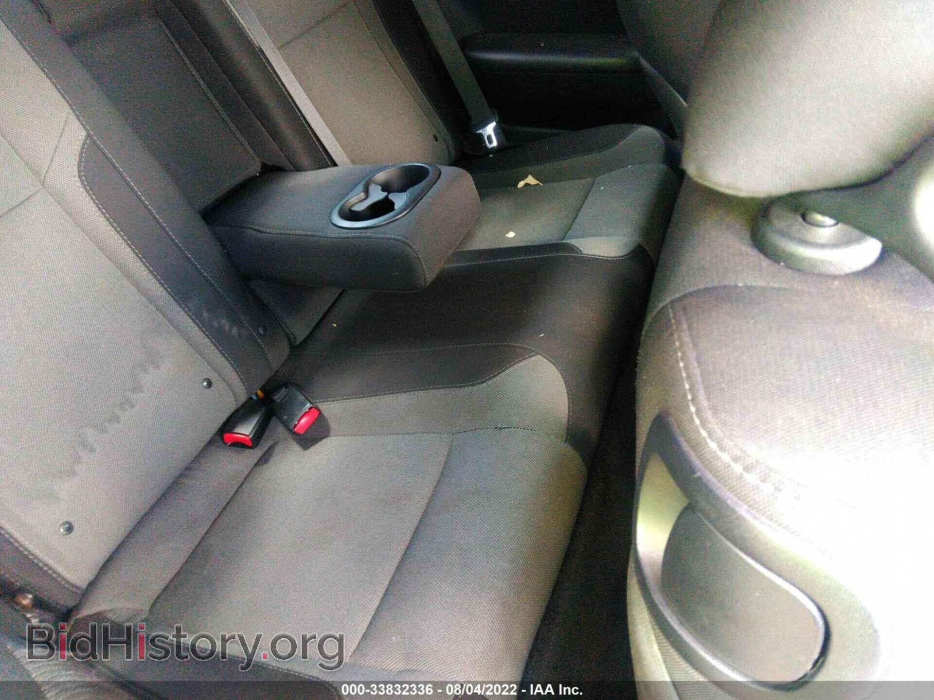 2015 DODGE CHALLENGER - VIN: 2C3CDZAT5FH913862 - Фото 8