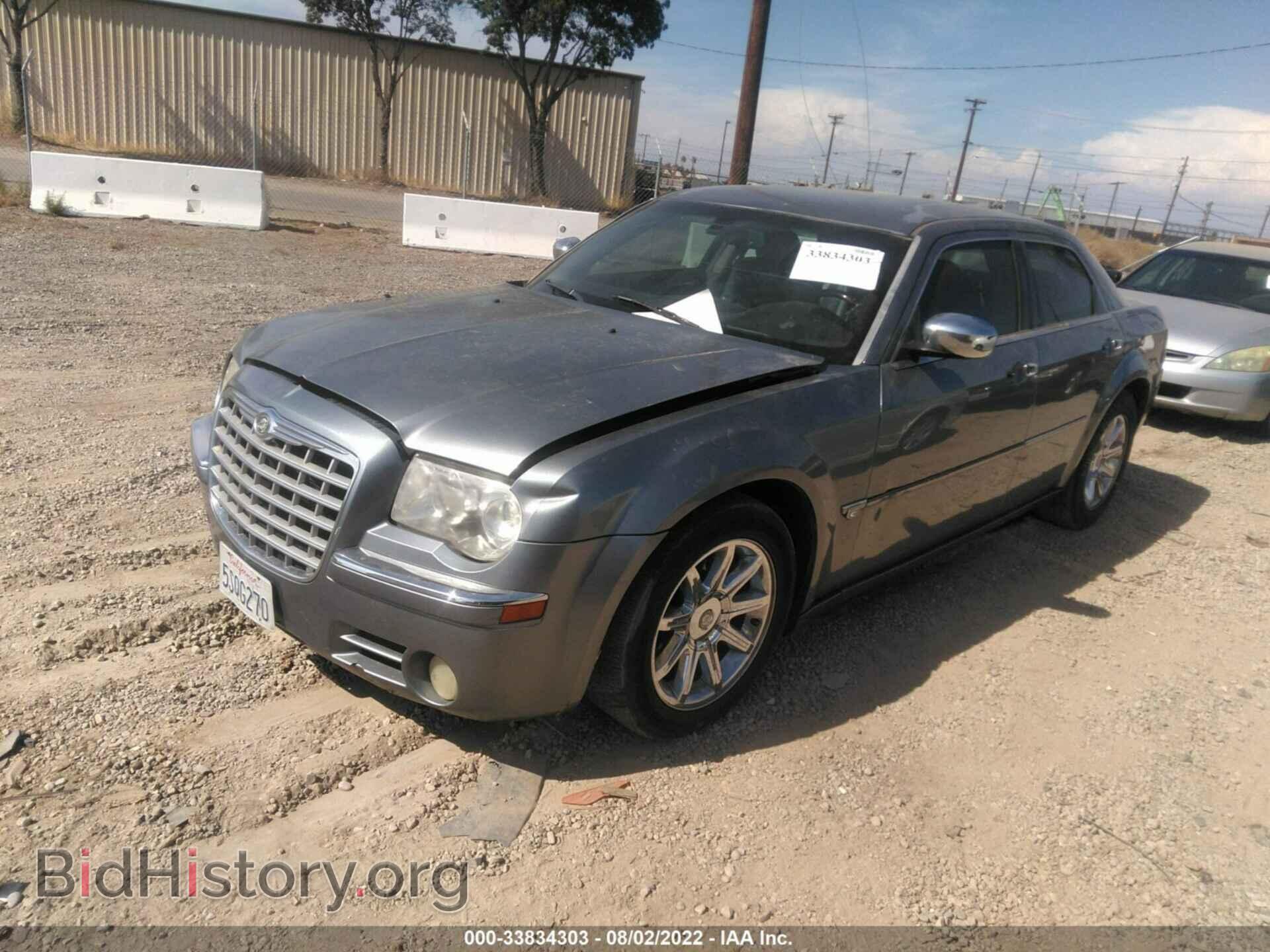 2006 CHRYSLER 300 - VIN: 2C3KA63H06H257355 - Photo 2
