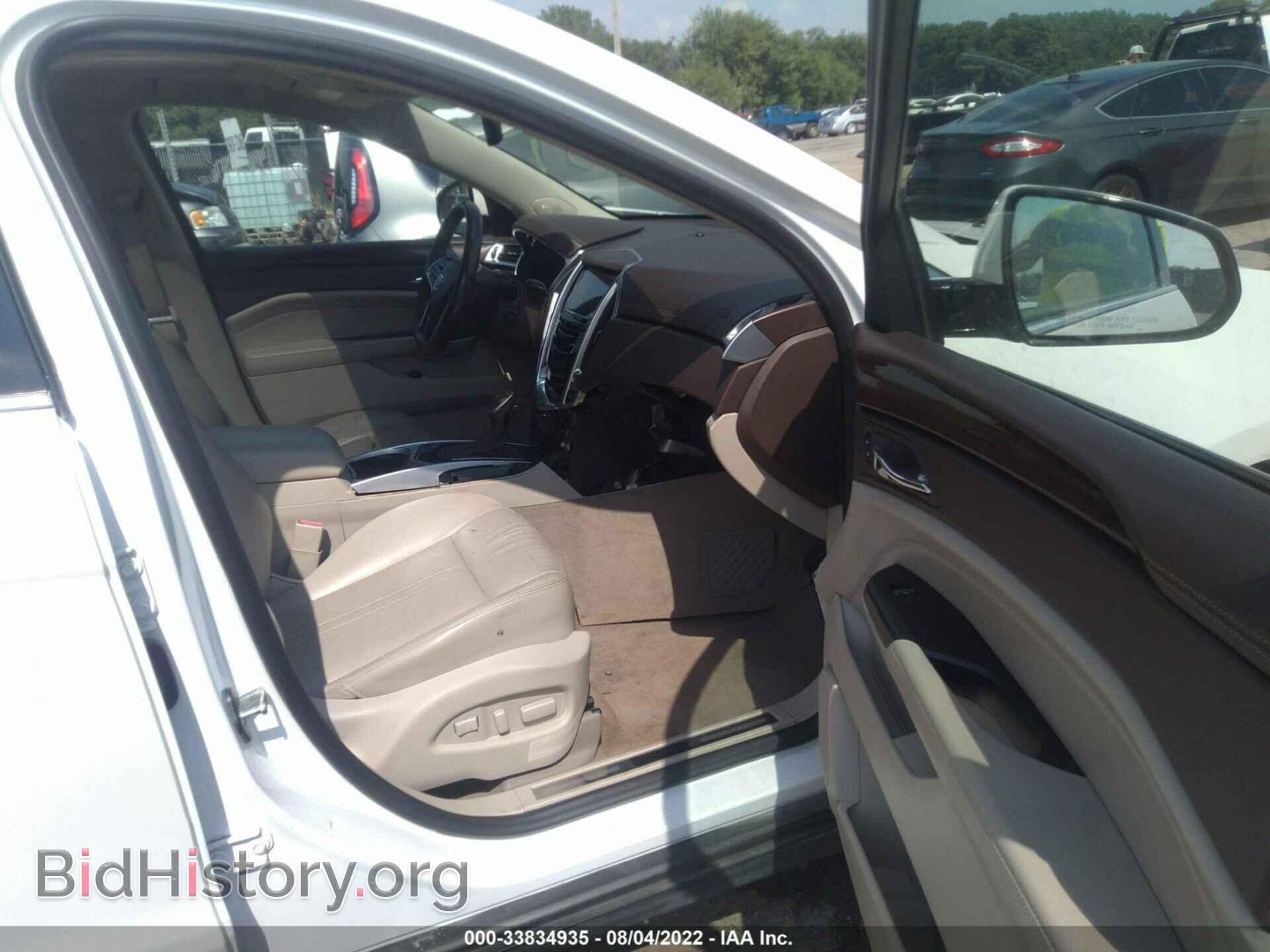 2014 CADILLAC SRX - VIN: 3GYFNBE31ES516632 - Фото 5