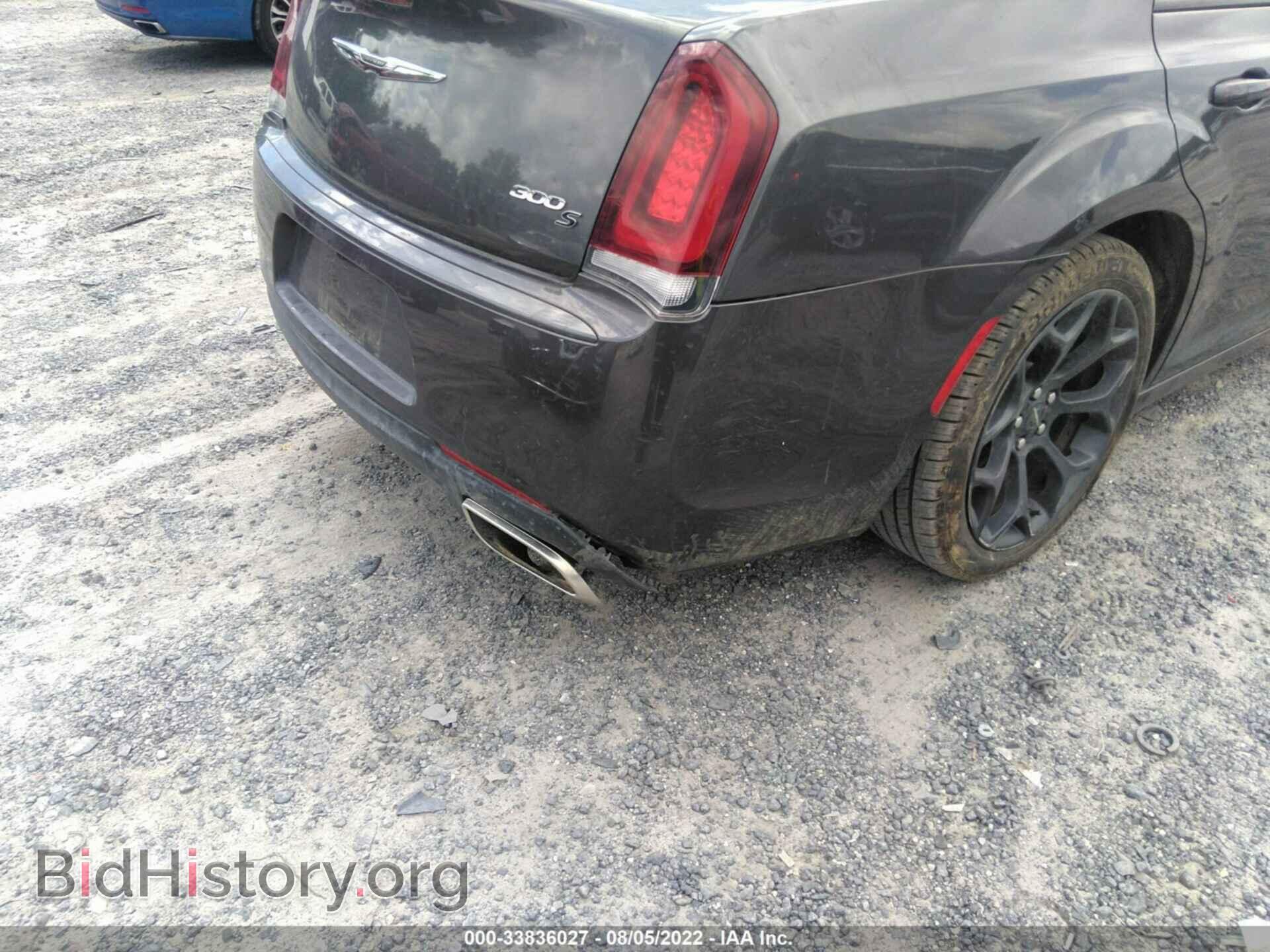 2019 CHRYSLER 300 - VIN: 2C3CCABG6KH697908 - Фото 6