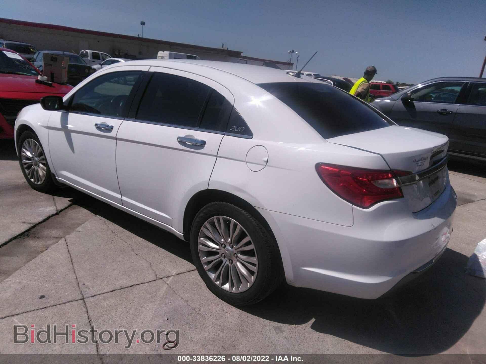 2011 CHRYSLER 200 - VIN: 1C3BC2FB5BN580523 - Photo 3