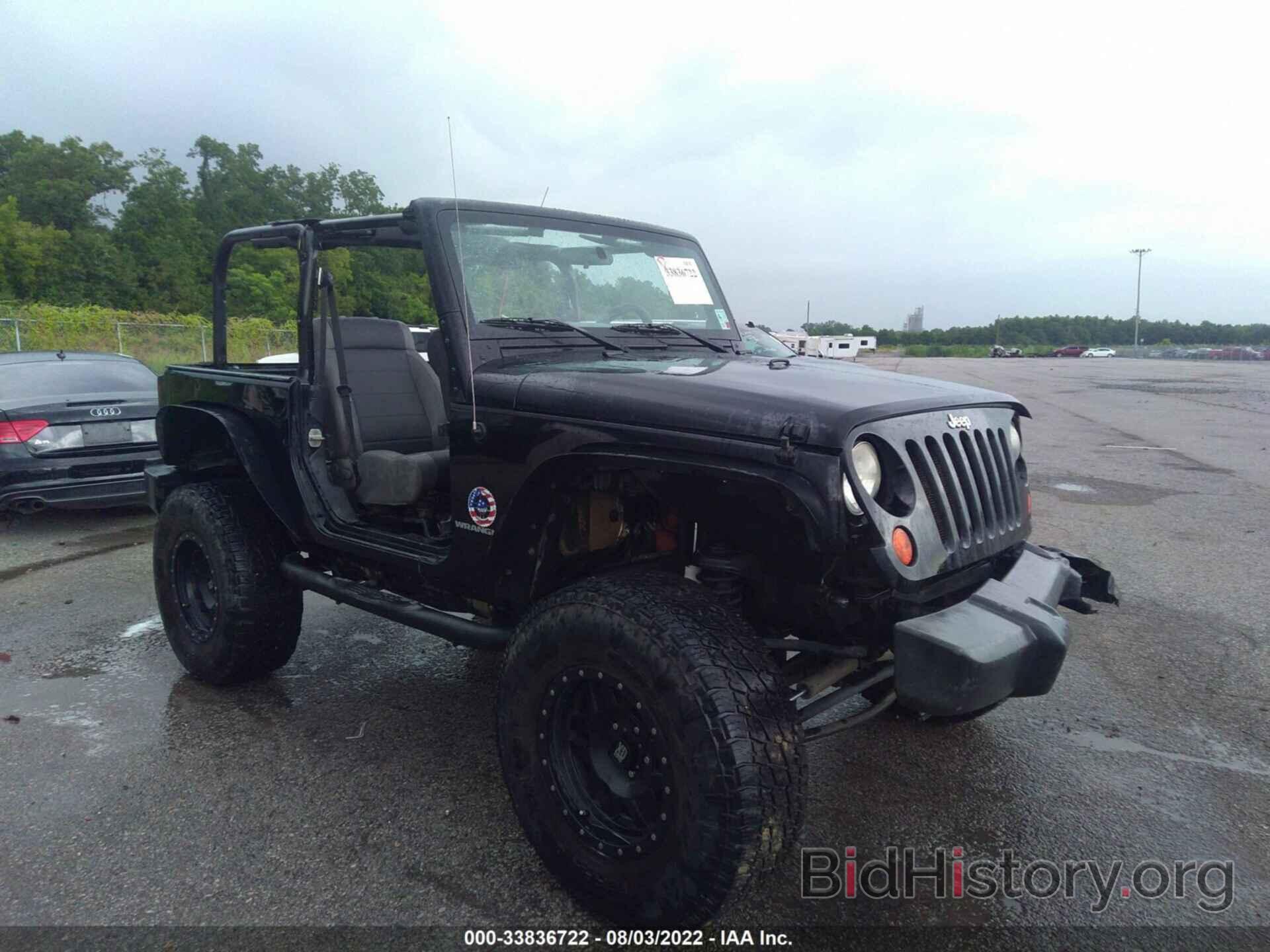 Photo 1J4FA24167L229565 - JEEP WRANGLER 2007