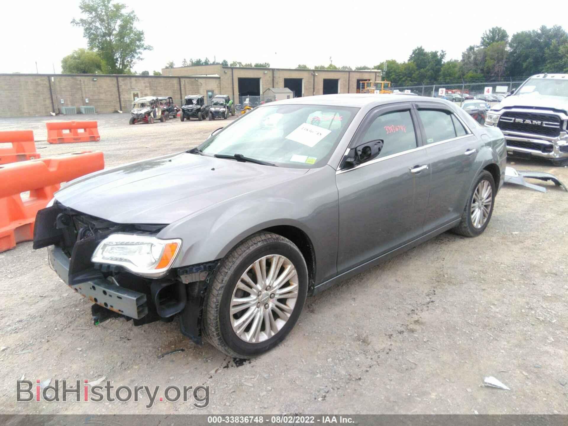 2012 CHRYSLER 300 - VIN: 2C3CCAHG6CH185042 - Фото 2