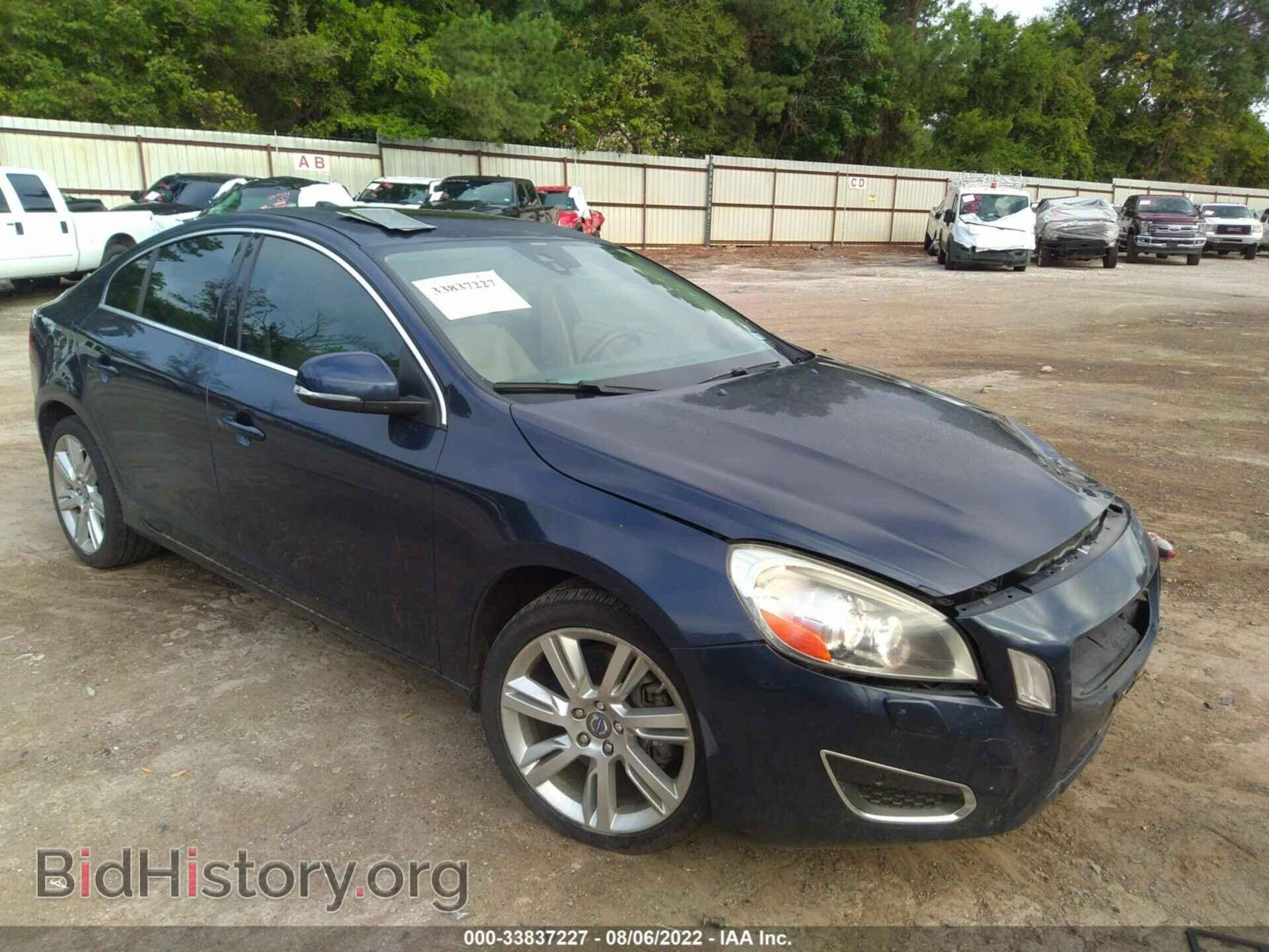 Фотография YV1902FH2D2184815 - VOLVO S60 2013