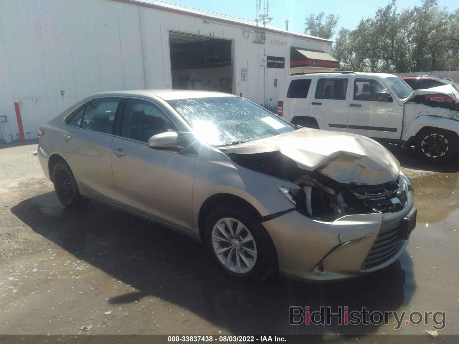 Photo 4T4BF1FK8GR532073 - TOYOTA CAMRY 2016