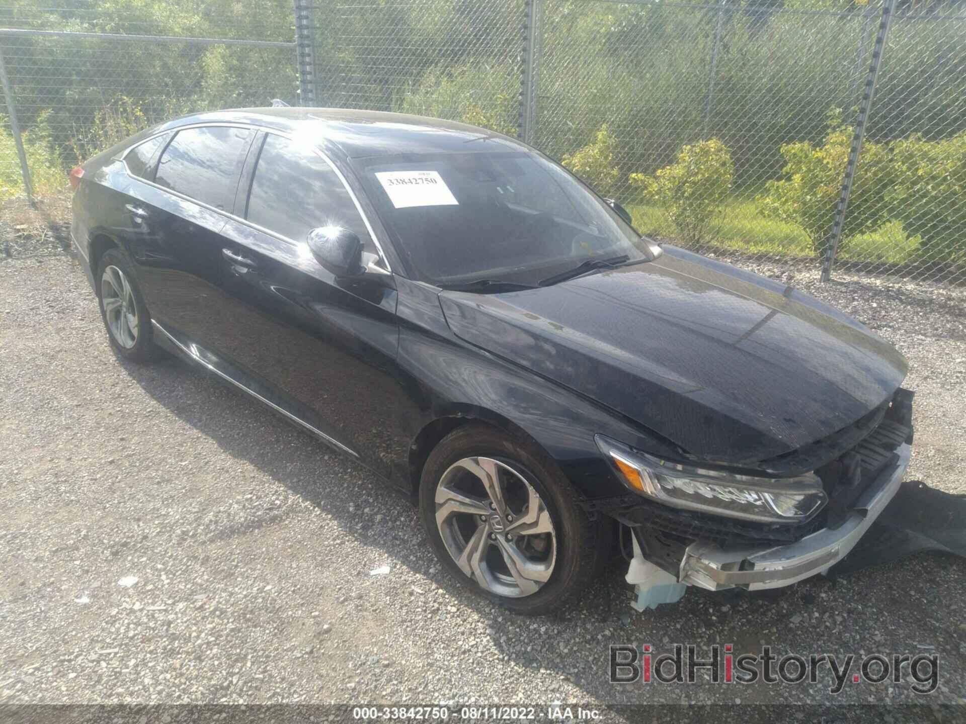 Photo 1HGCV1F42JA060597 - HONDA ACCORD SEDAN 2018