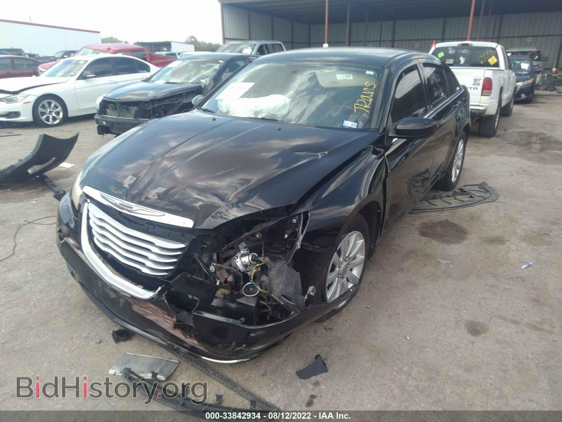 2012 CHRYSLER 200 - VIN: 1C3CCBBB1CN135580 - Фото 2
