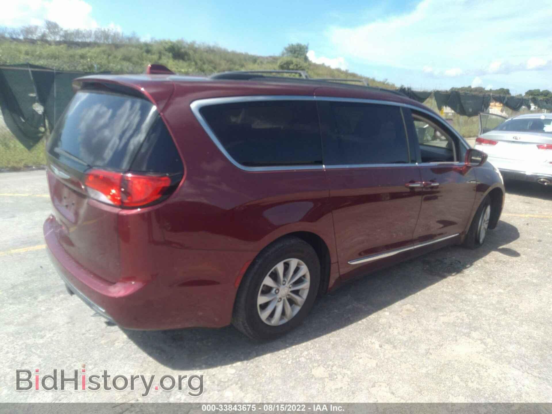 2017 CHRYSLER PACIFICA - VIN: 2C4RC1BG3HR520242 - Фото 4