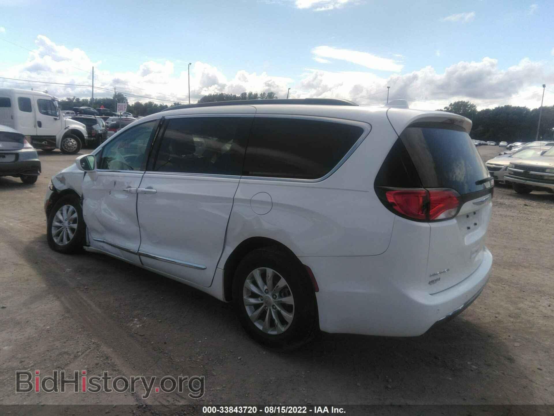 2017 CHRYSLER PACIFICA - VIN: 2C4RC1BG4HR507743 - Фото 3