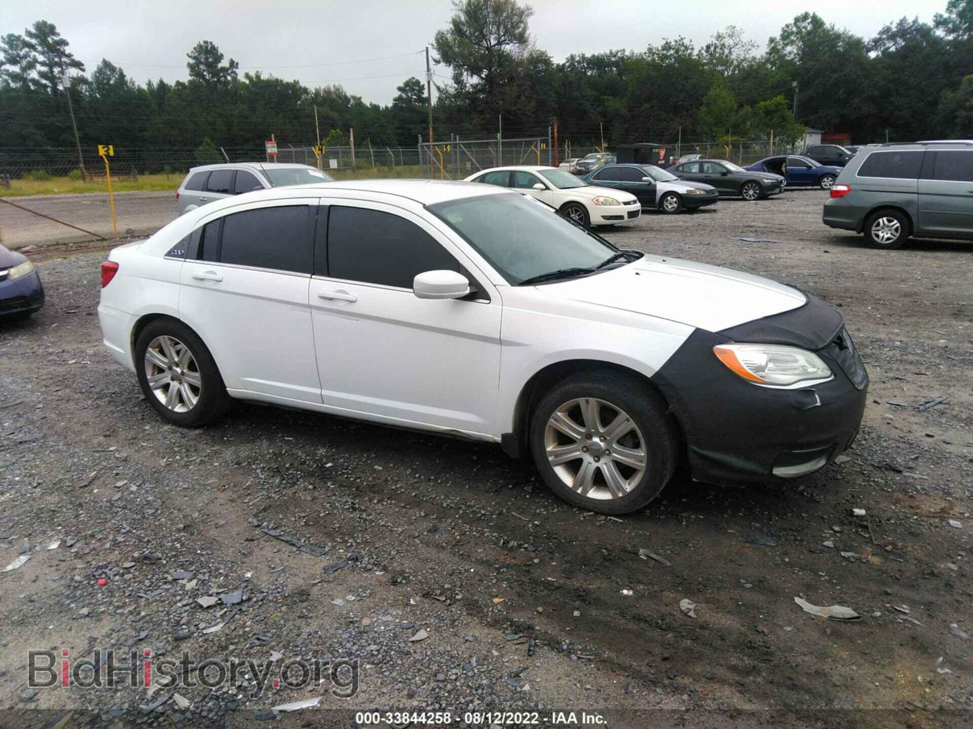 Photo 1C3CCBBB1DN705725 - CHRYSLER 200 2013