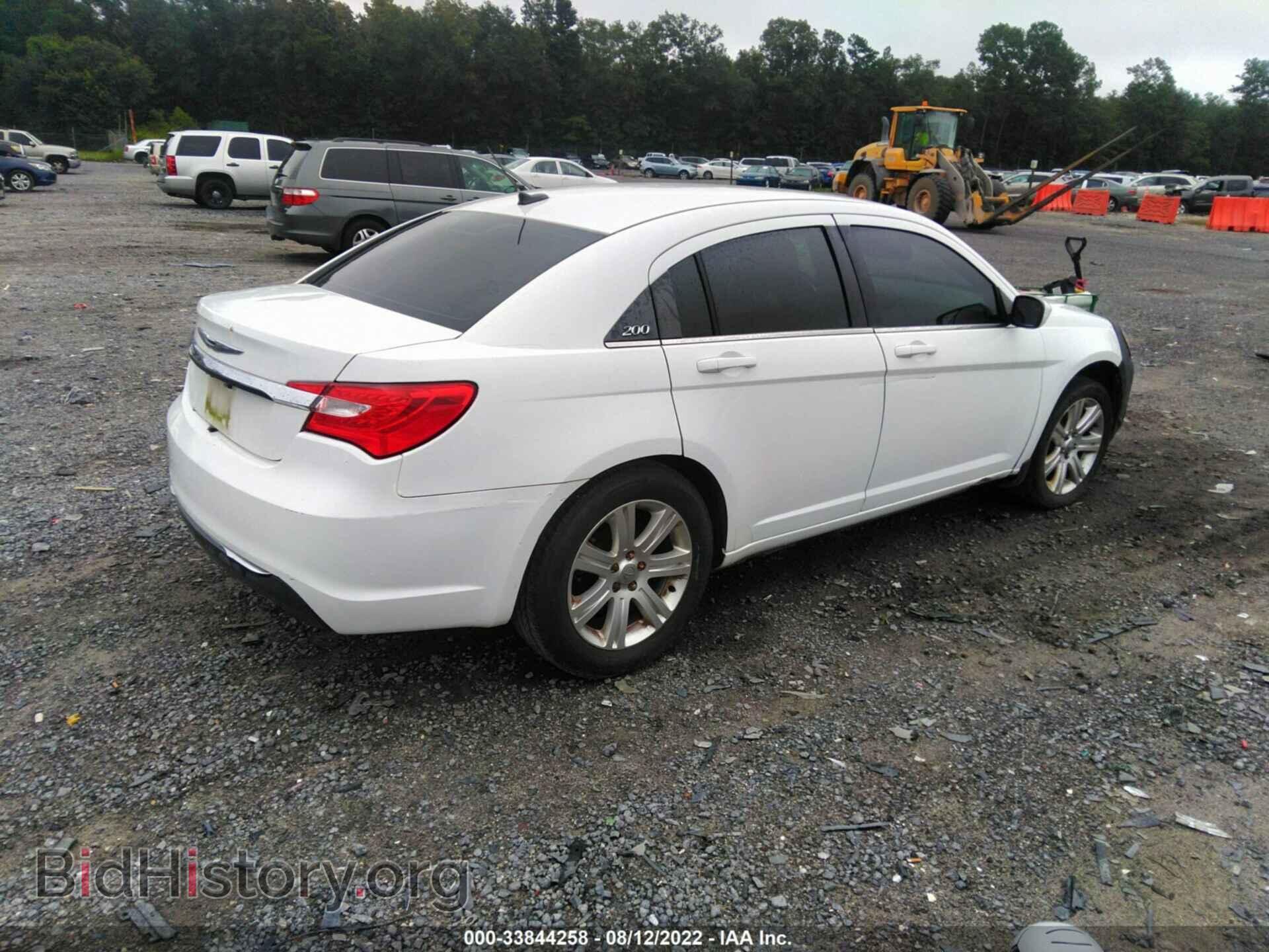 2013 CHRYSLER 200 - VIN: 1C3CCBBB1DN705725 - Фото 4