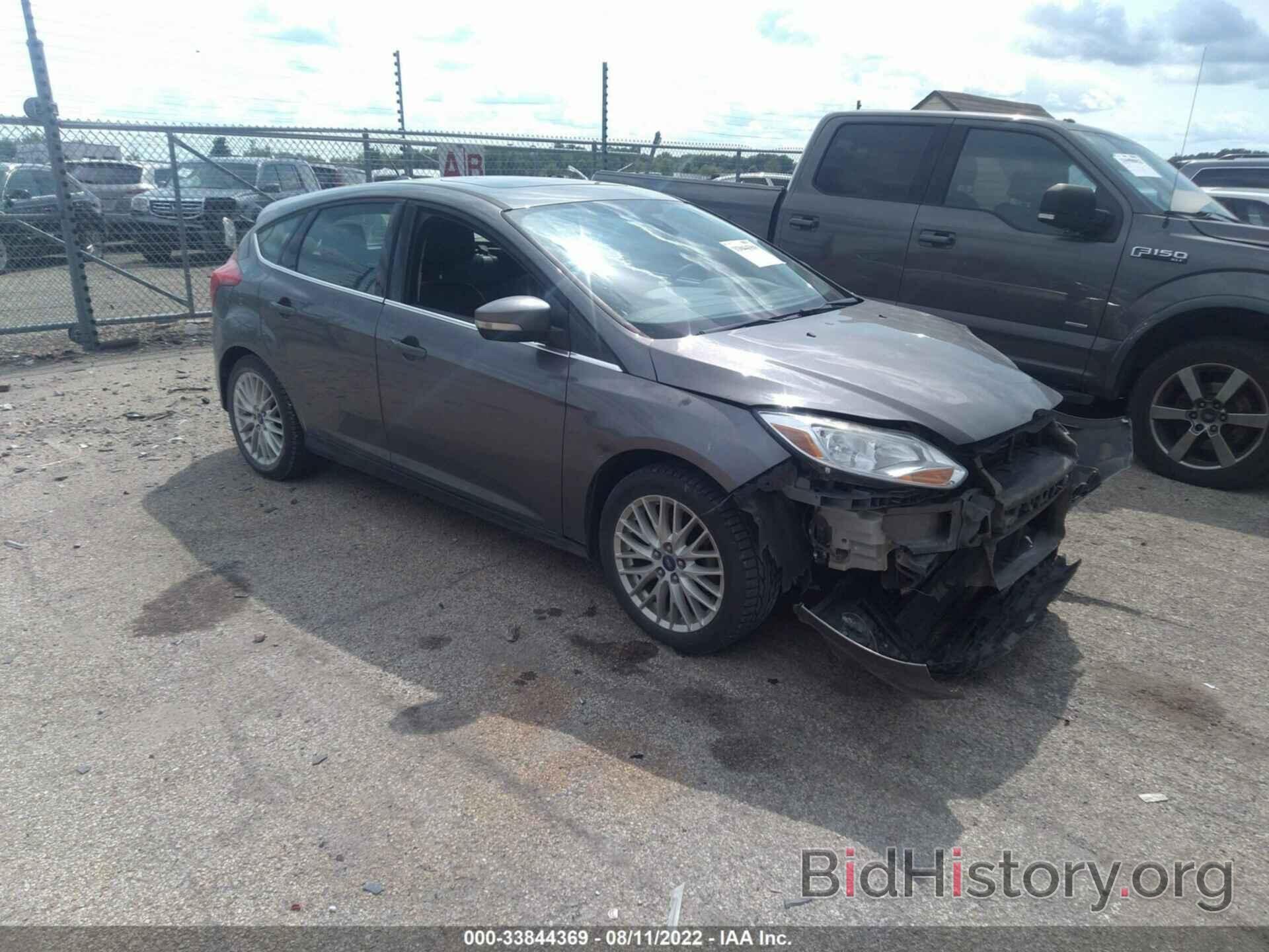 Photo 1FAHP3M24CL357993 - FORD FOCUS 2012