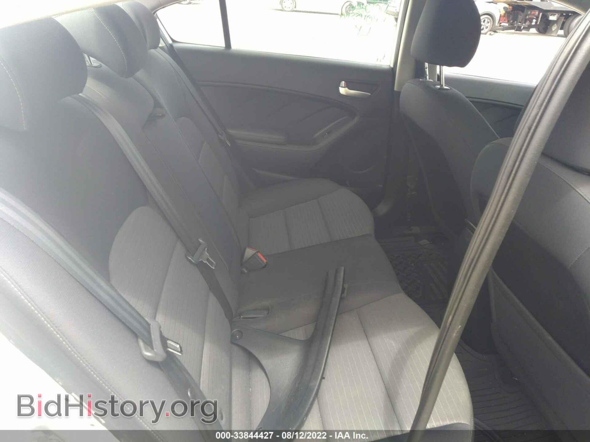 2017 KIA FORTE - VIN: 3KPFL4A76HE141260 - Photo 8