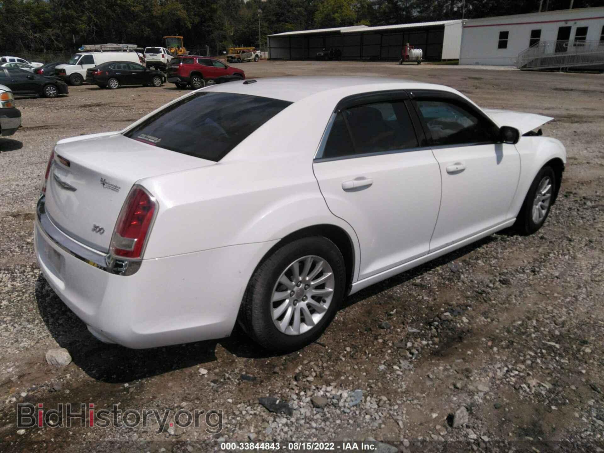 2014 CHRYSLER 300 - VIN: 2C3CCAAG8EH171446 - Фото 4