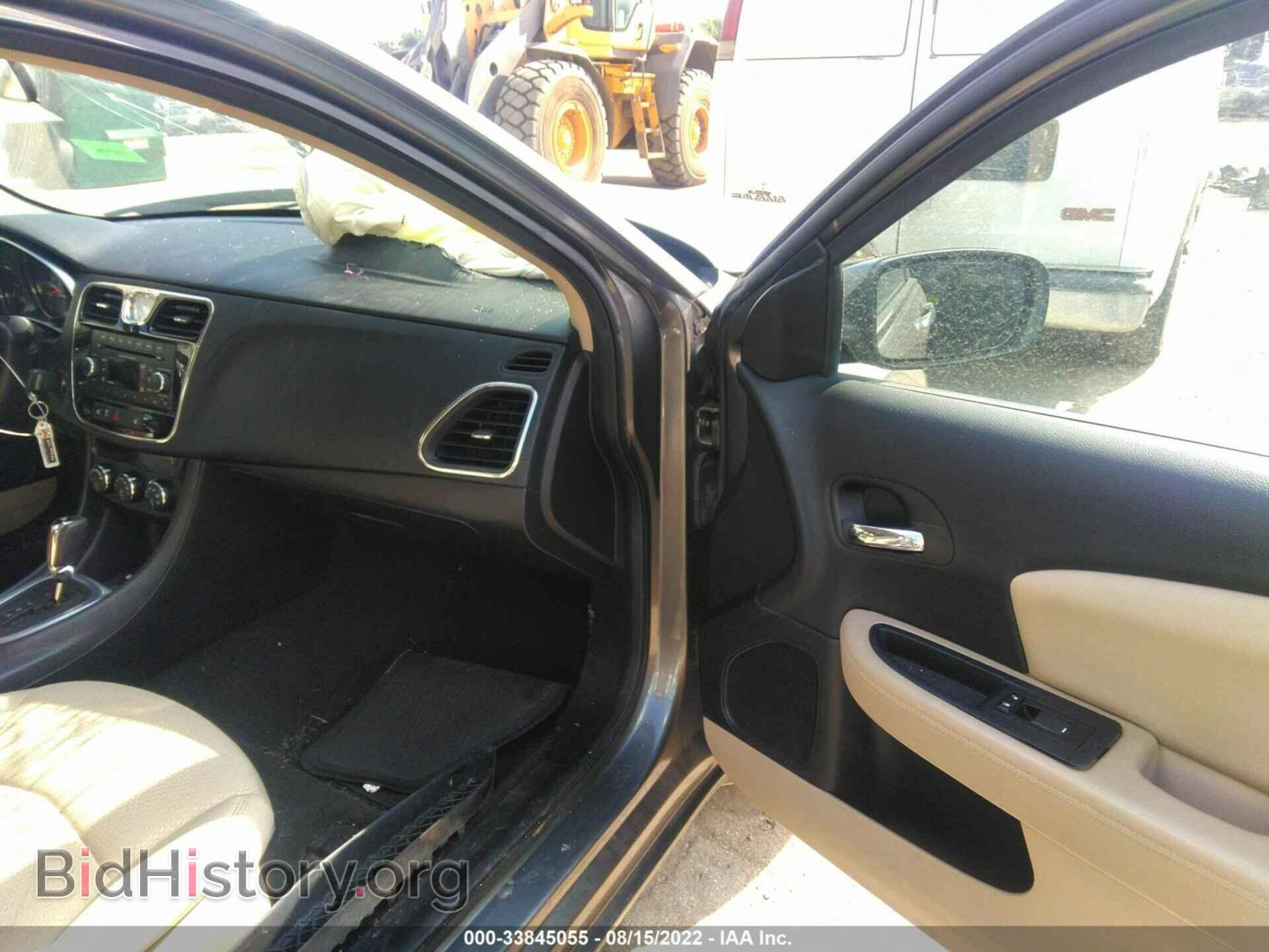 2013 CHRYSLER 200 - VIN: 1C3CCBBB8DN574518 - Photo 5