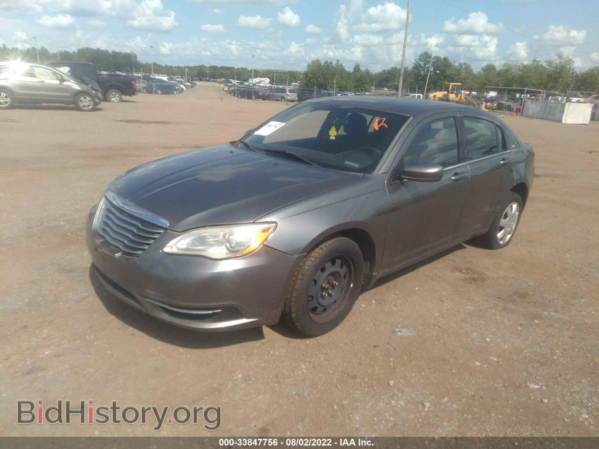 2012 CHRYSLER 200 - VIN: 1C3CCBABXCN168739 - Фото 2