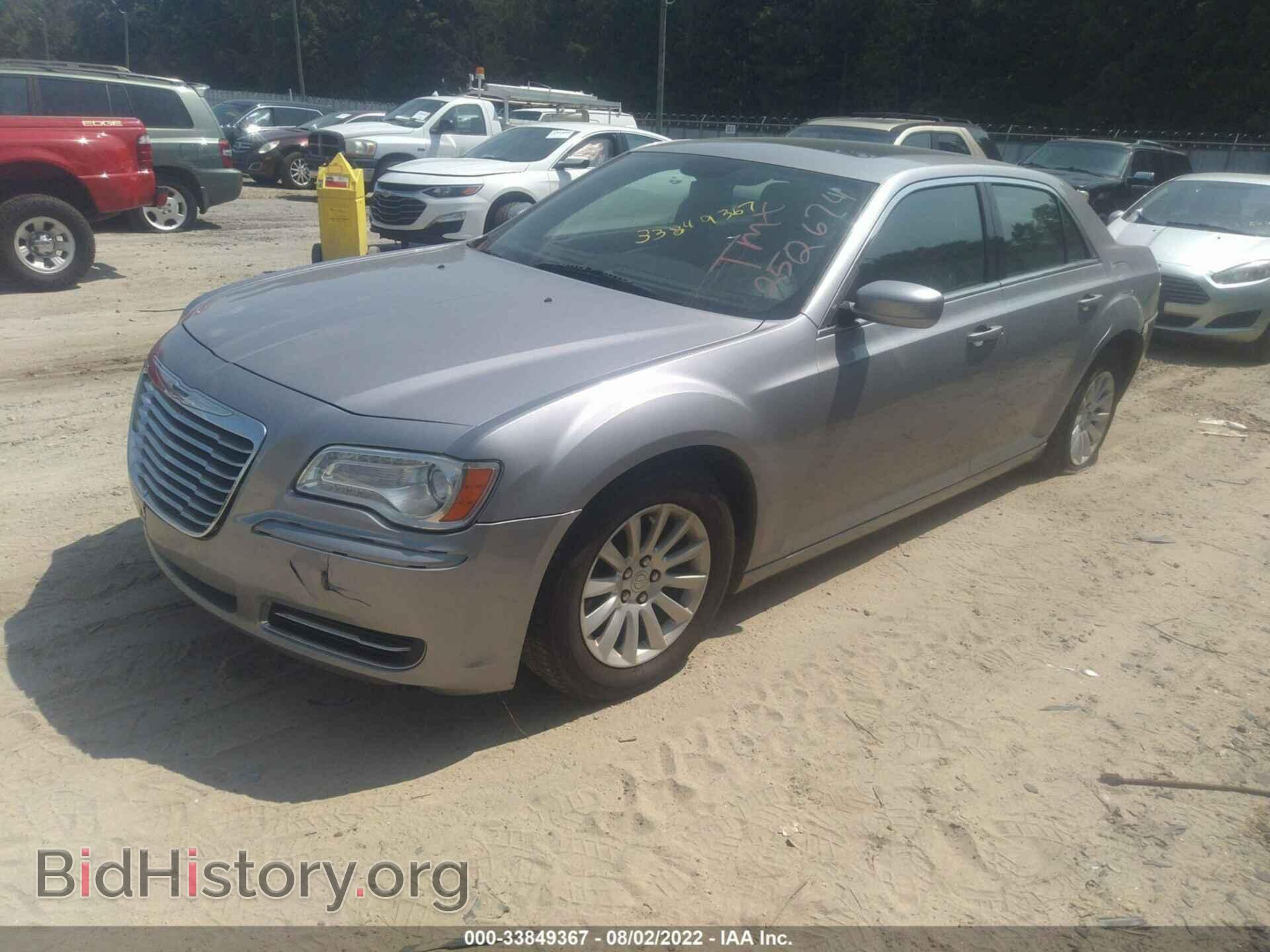 2014 CHRYSLER 300 - VIN: 2C3CCAAGXEH252674 - Photo 2
