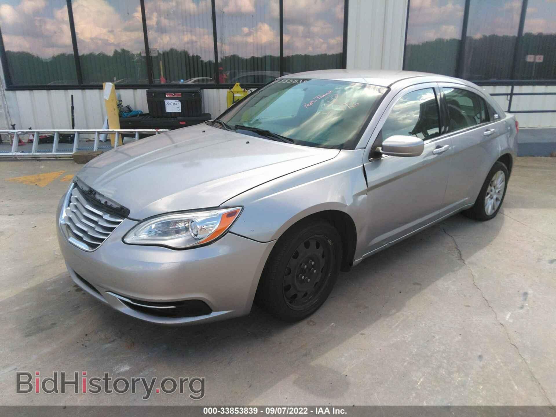2014 CHRYSLER 200 - VIN: 1C3CCBAB7EN211890 - Фото 2