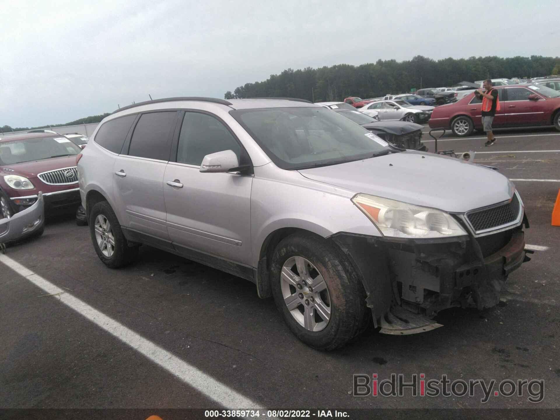 Photo 1GNLRGED6AS128277 - CHEVROLET TRAVERSE 2010