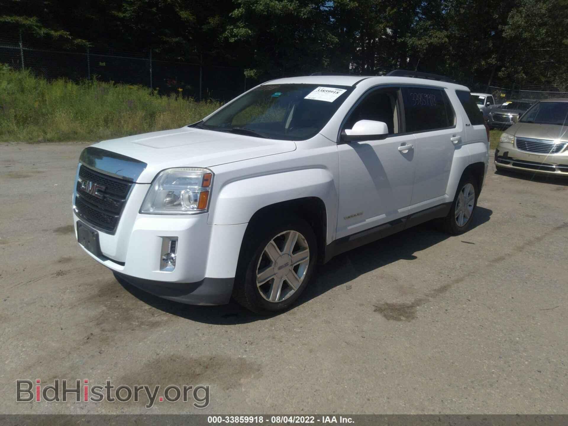 2011 GMC TERRAIN - VIN: 2CTFLTE50B6394749 - Photo 2