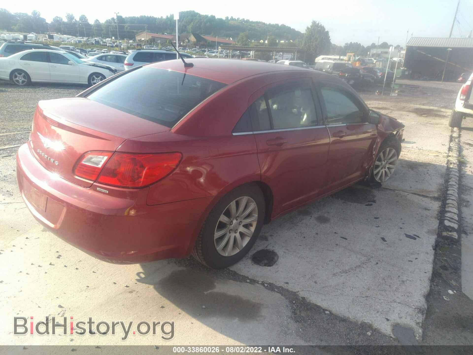 2010 CHRYSLER SEBRING - VIN: 1C3CC5FB1AN229743 - Фото 4