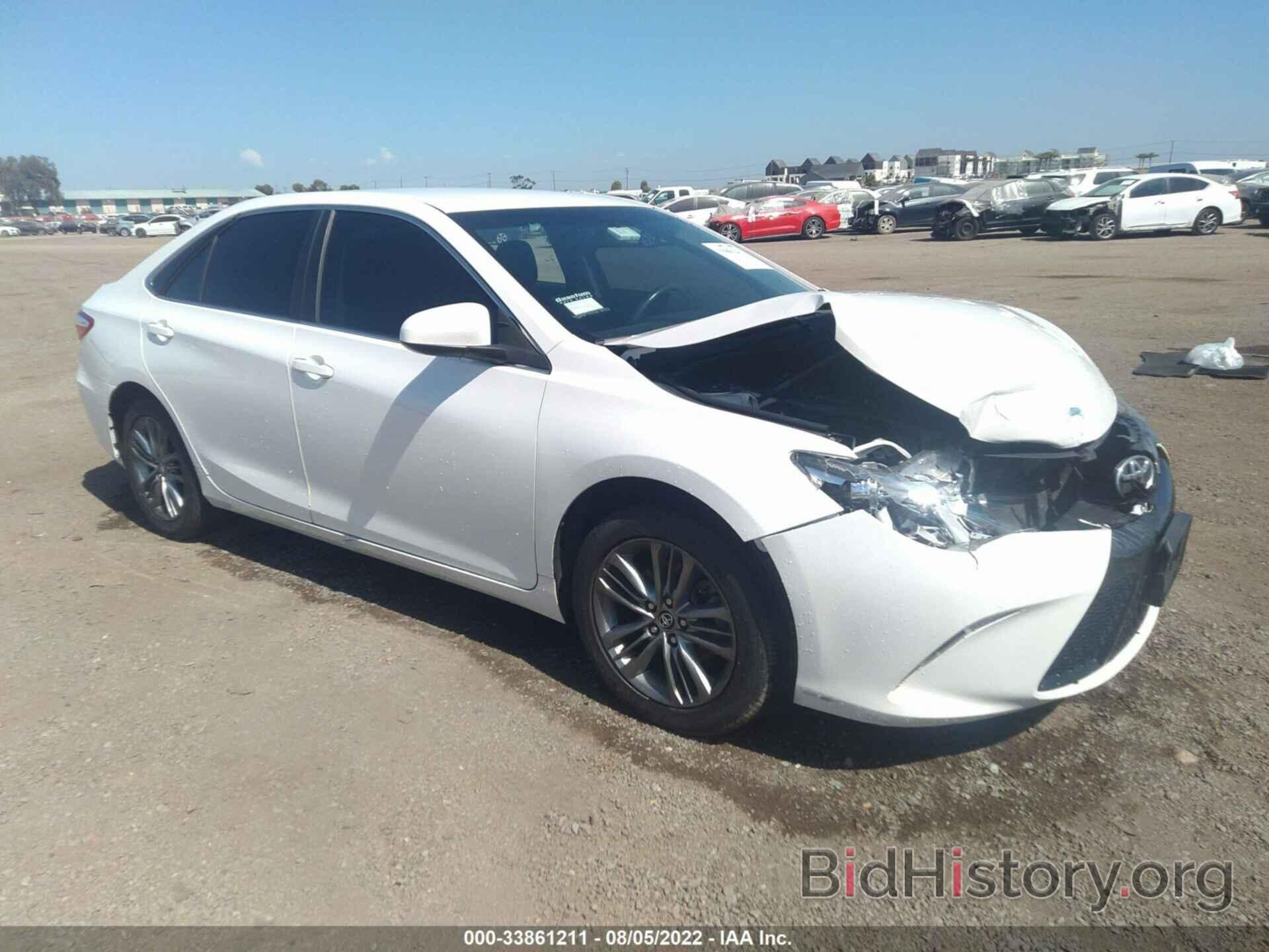 Photo 4T1BF1FK6HU450208 - TOYOTA CAMRY 2017