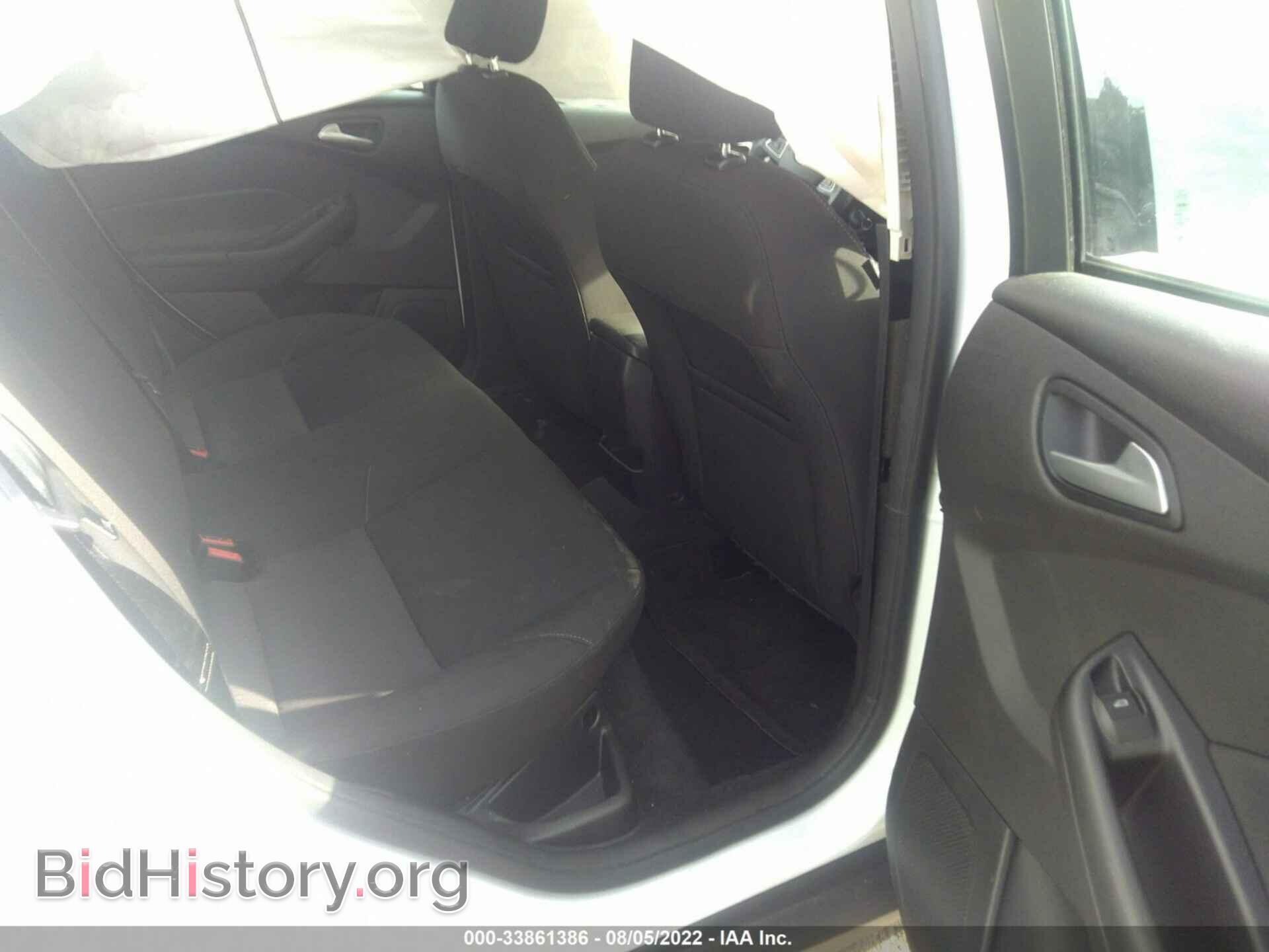 2016 FORD FOCUS - VIN: 1FADP3F24GL216407 - Фото 8