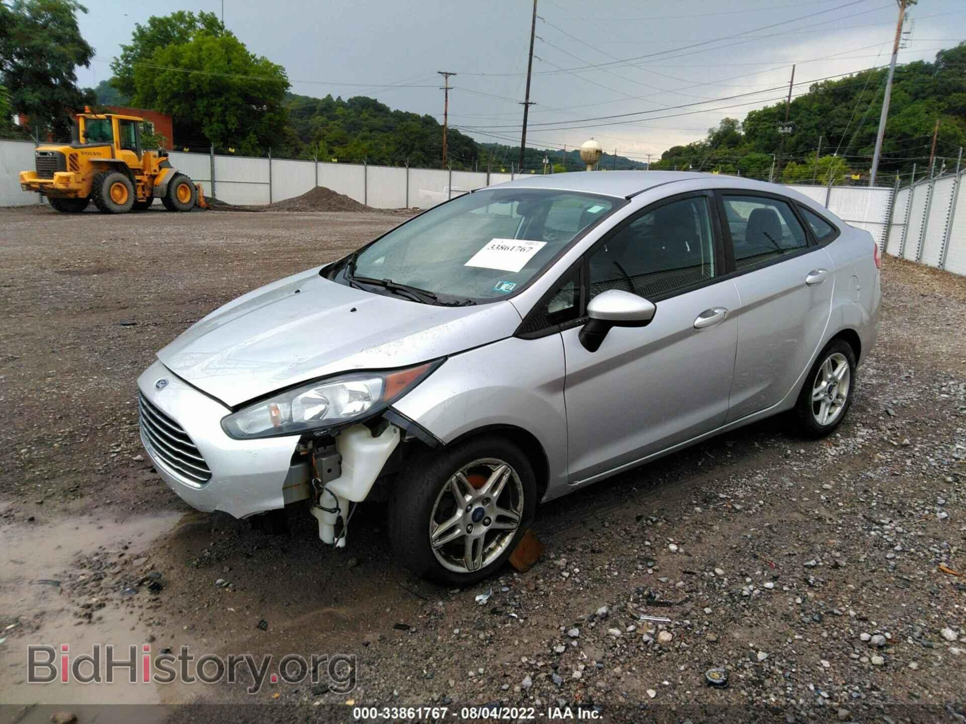 2017 FORD FIESTA - VIN: 3FADP4BJ6HM130339 - Фото 2