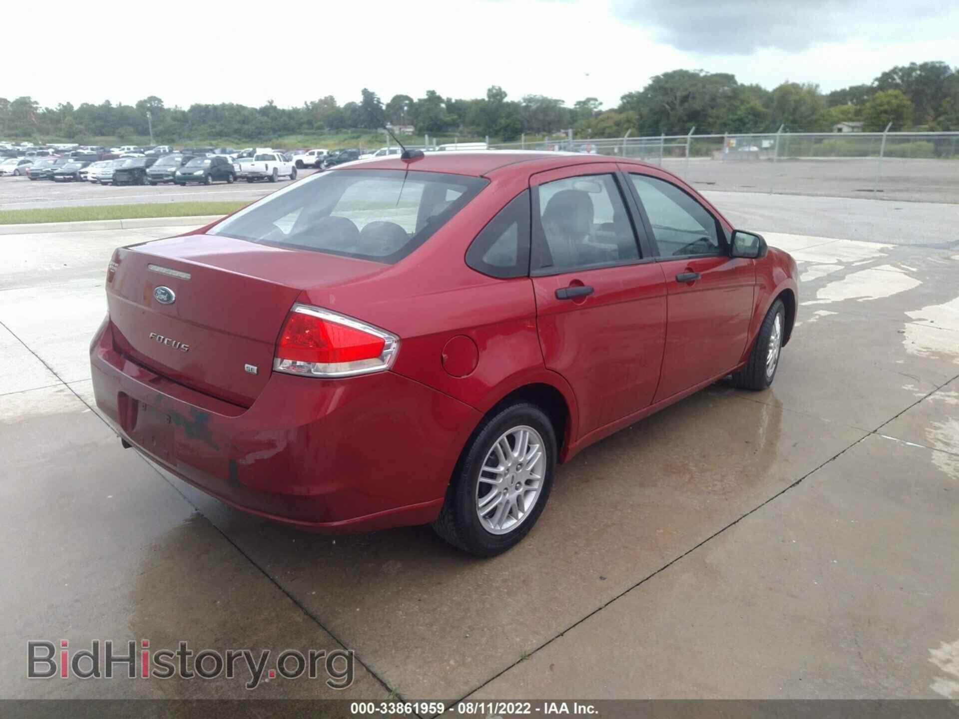 2011 FORD FOCUS - VIN: 1FAHP3FN9BW153033 - Photo 4