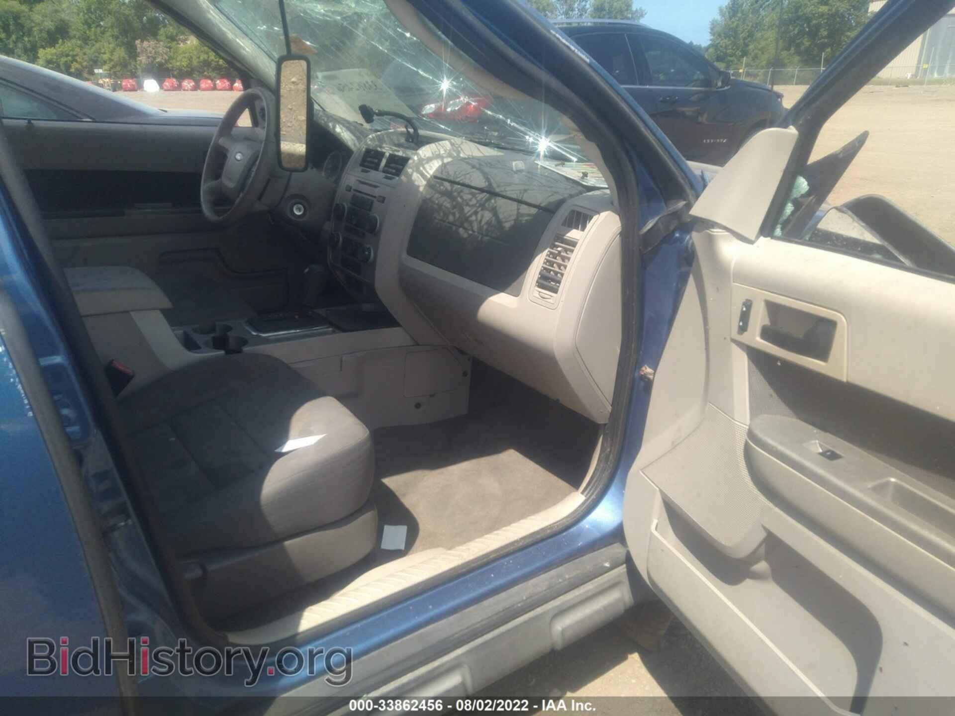 2009 FORD ESCAPE - VIN: 1FMCU03769KB40190 - Фото 5