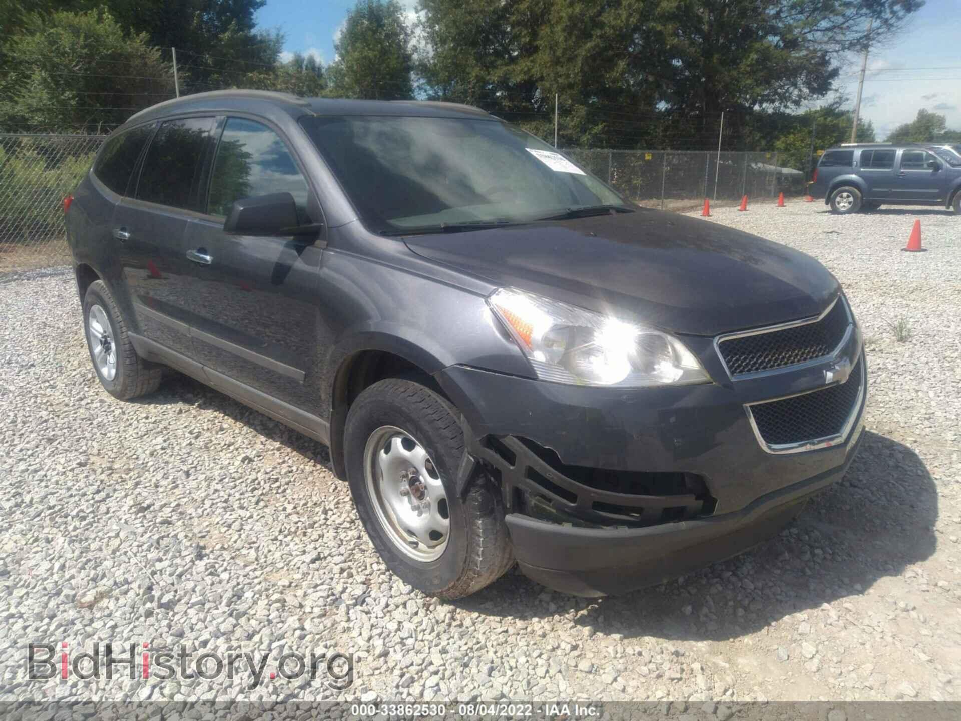 Photo 1GNKRFED3CJ415249 - CHEVROLET TRAVERSE 2012