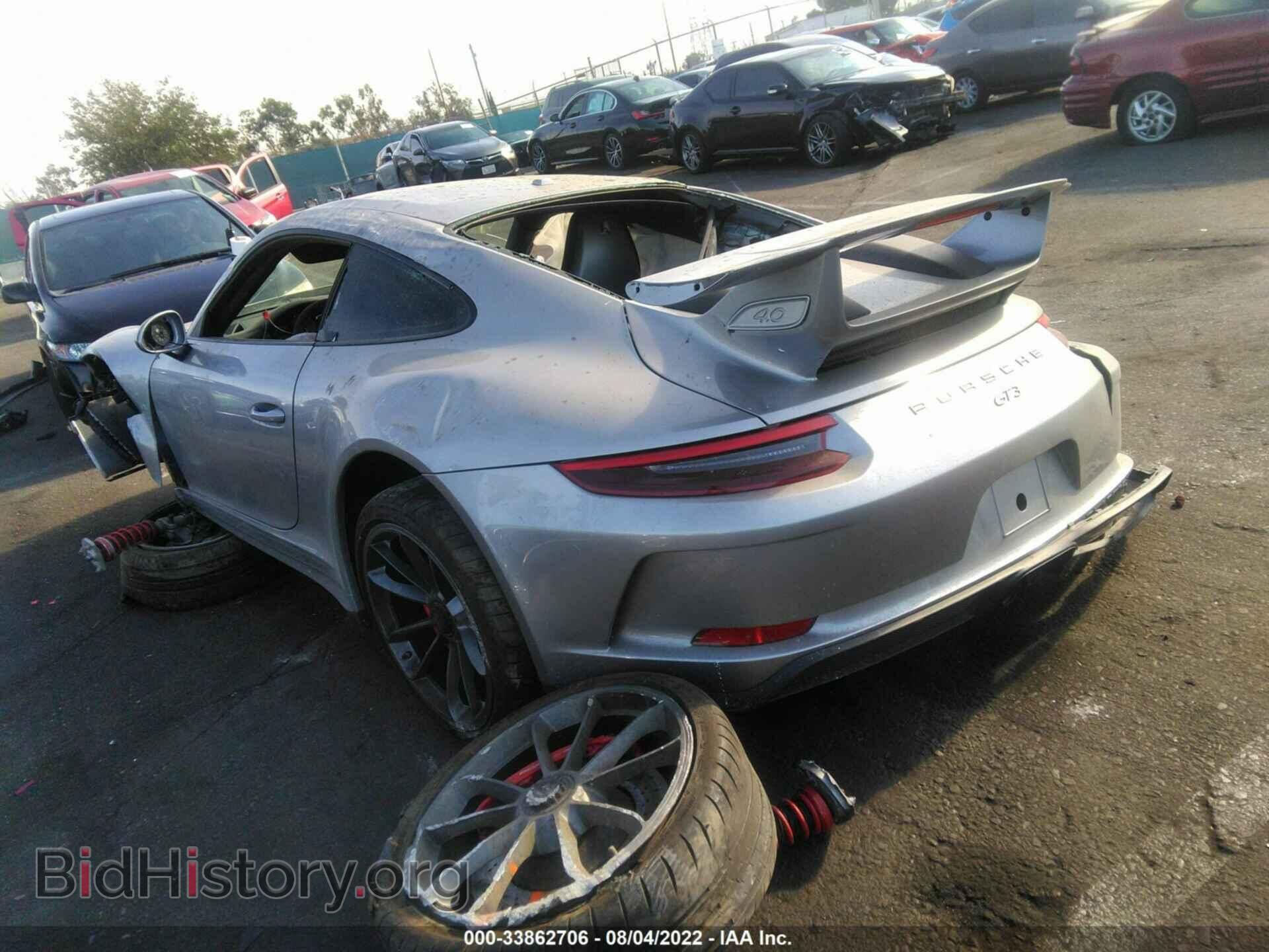2018 PORSCHE 911 - VIN: WP0AC2A99JS176572 - Фото 3