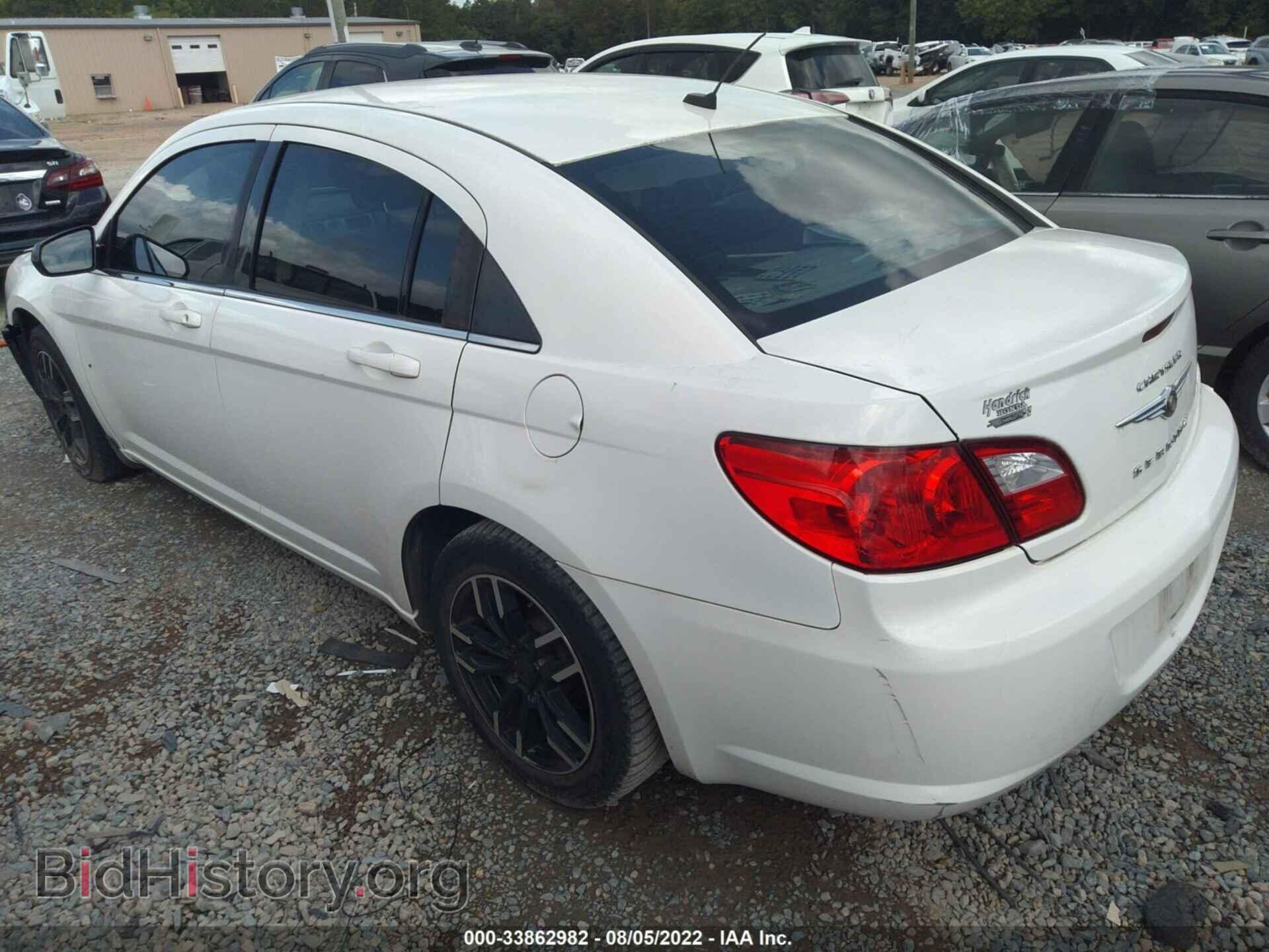 2010 CHRYSLER SEBRING - VIN: 1C3CC4FB6AN166956 - Фото 3