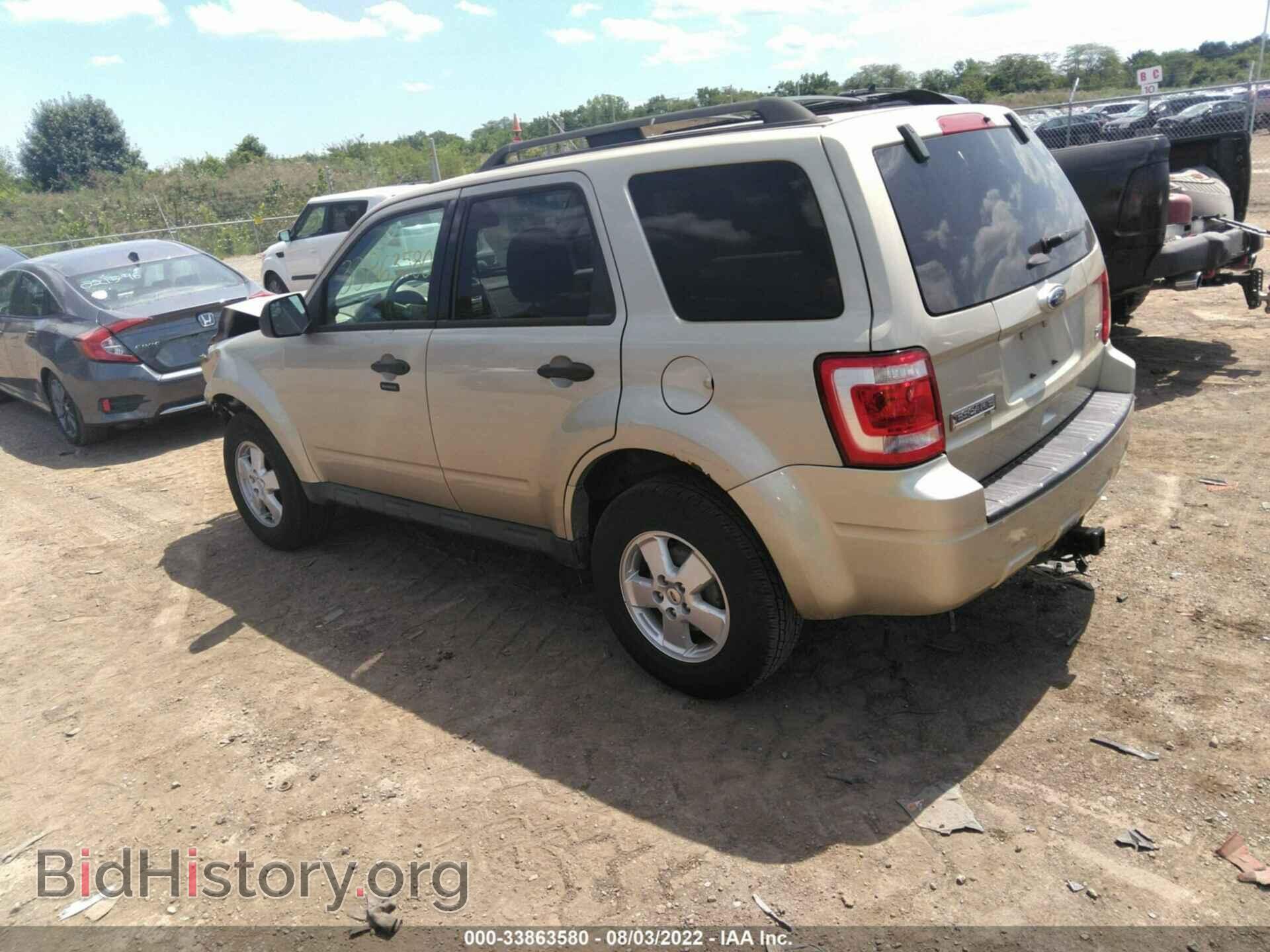 2012 FORD ESCAPE - VIN: 1FMCU0DG6CKC63218 - Фото 3