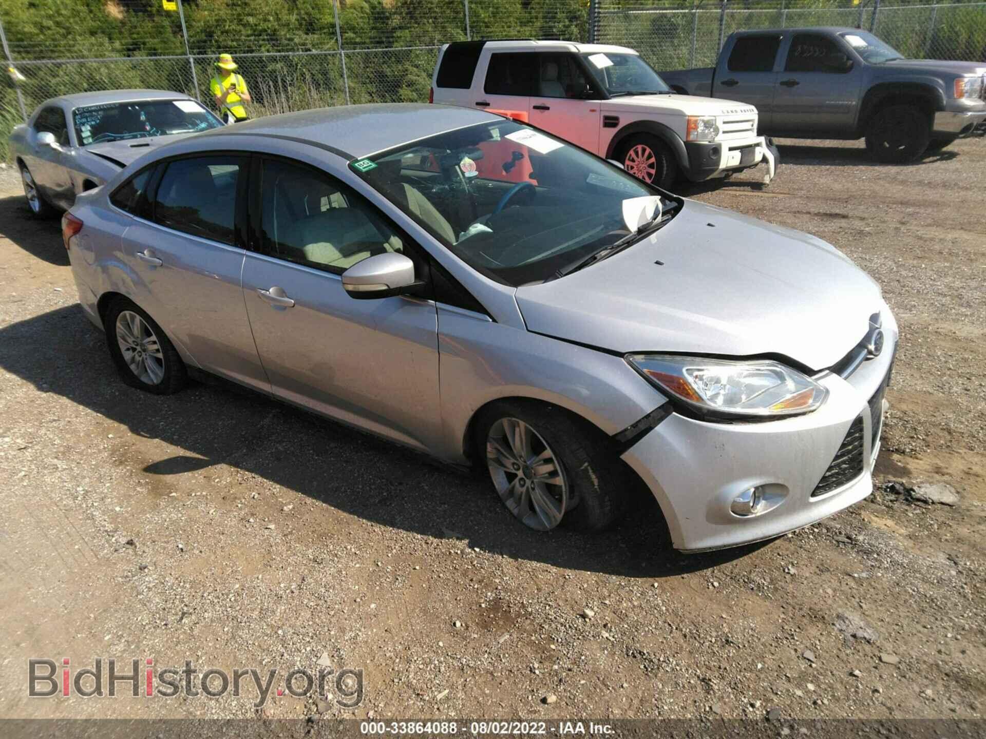 Photo 1FAHP3H29CL375805 - FORD FOCUS 2012