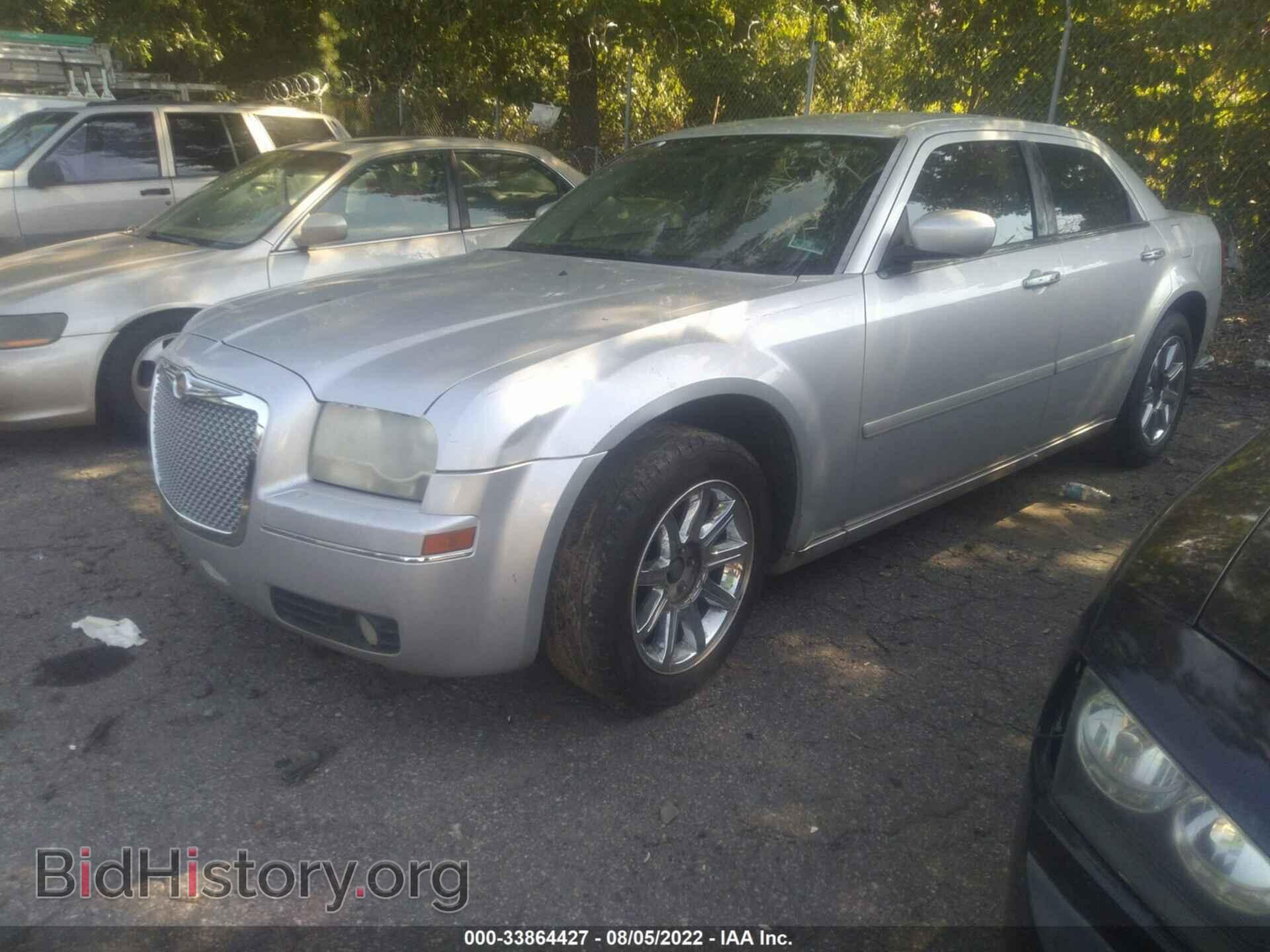 2006 CHRYSLER 300 - VIN: 2C3KA43R26H157559 - Фото 2