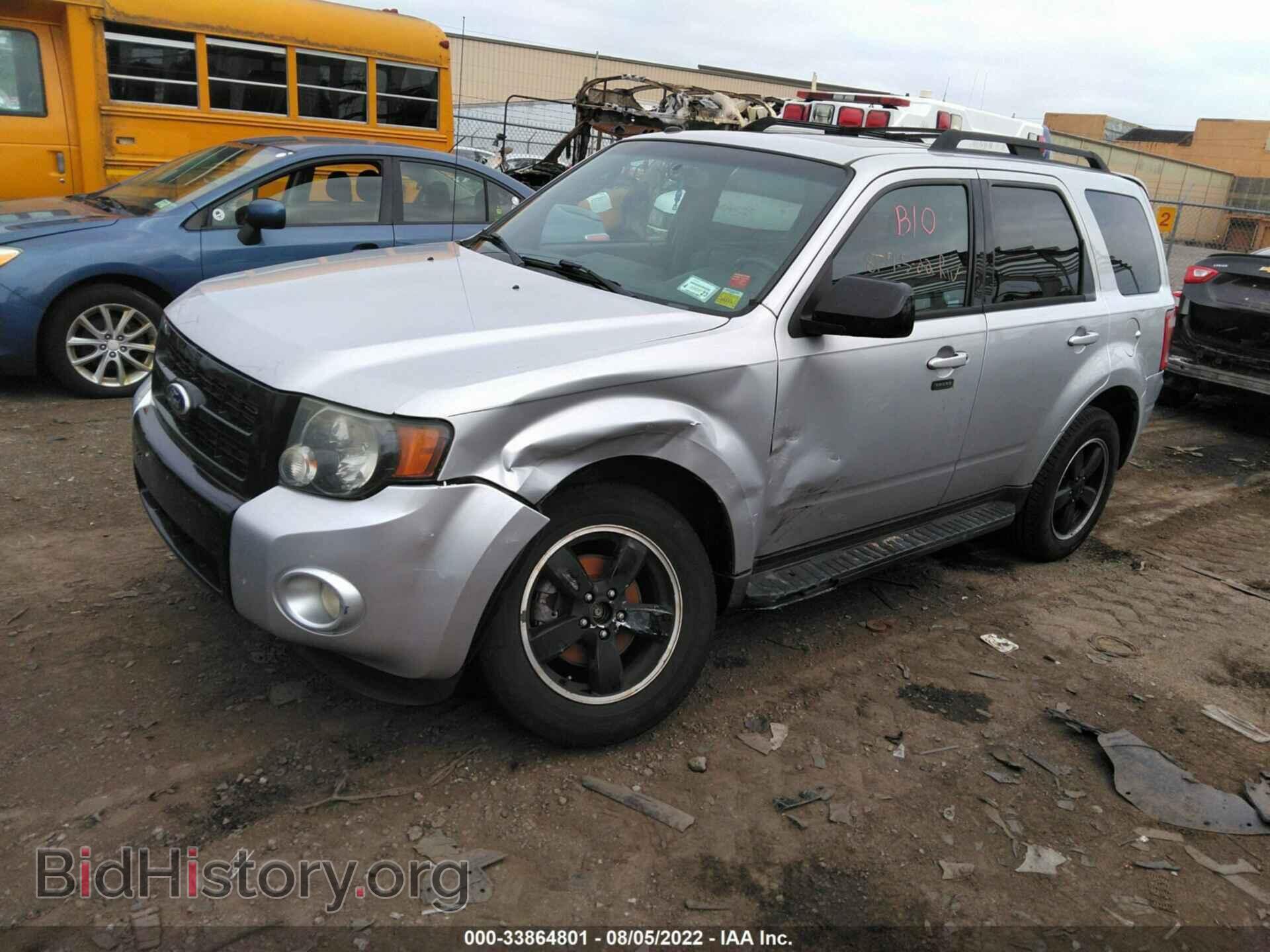 2011 FORD ESCAPE - VIN: 1FMCU0D77BKA03490 - Фото 2