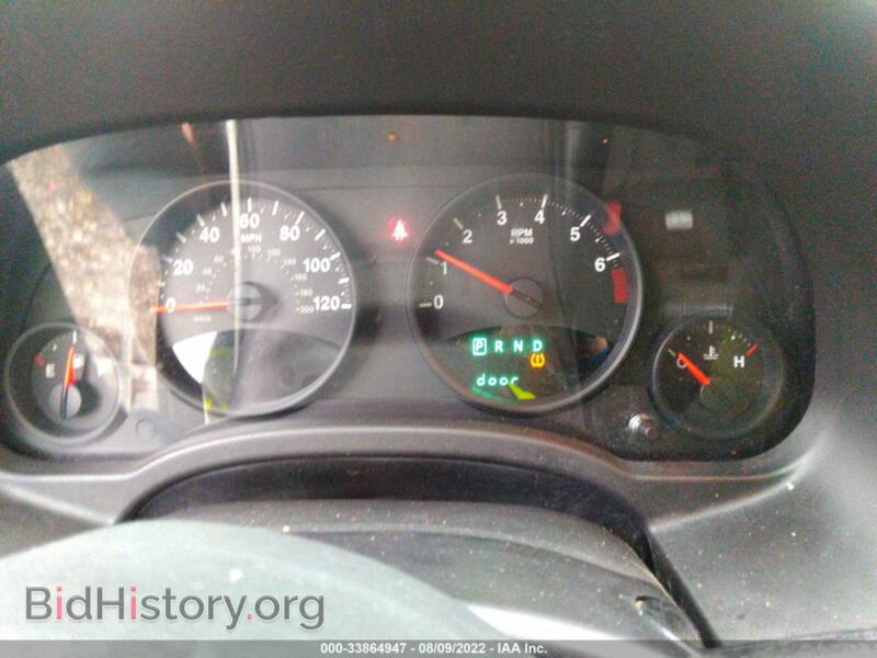 2012 Jeep COMPASS (VIN 1C4NJCEA2CD719270) — photo 7 of 11