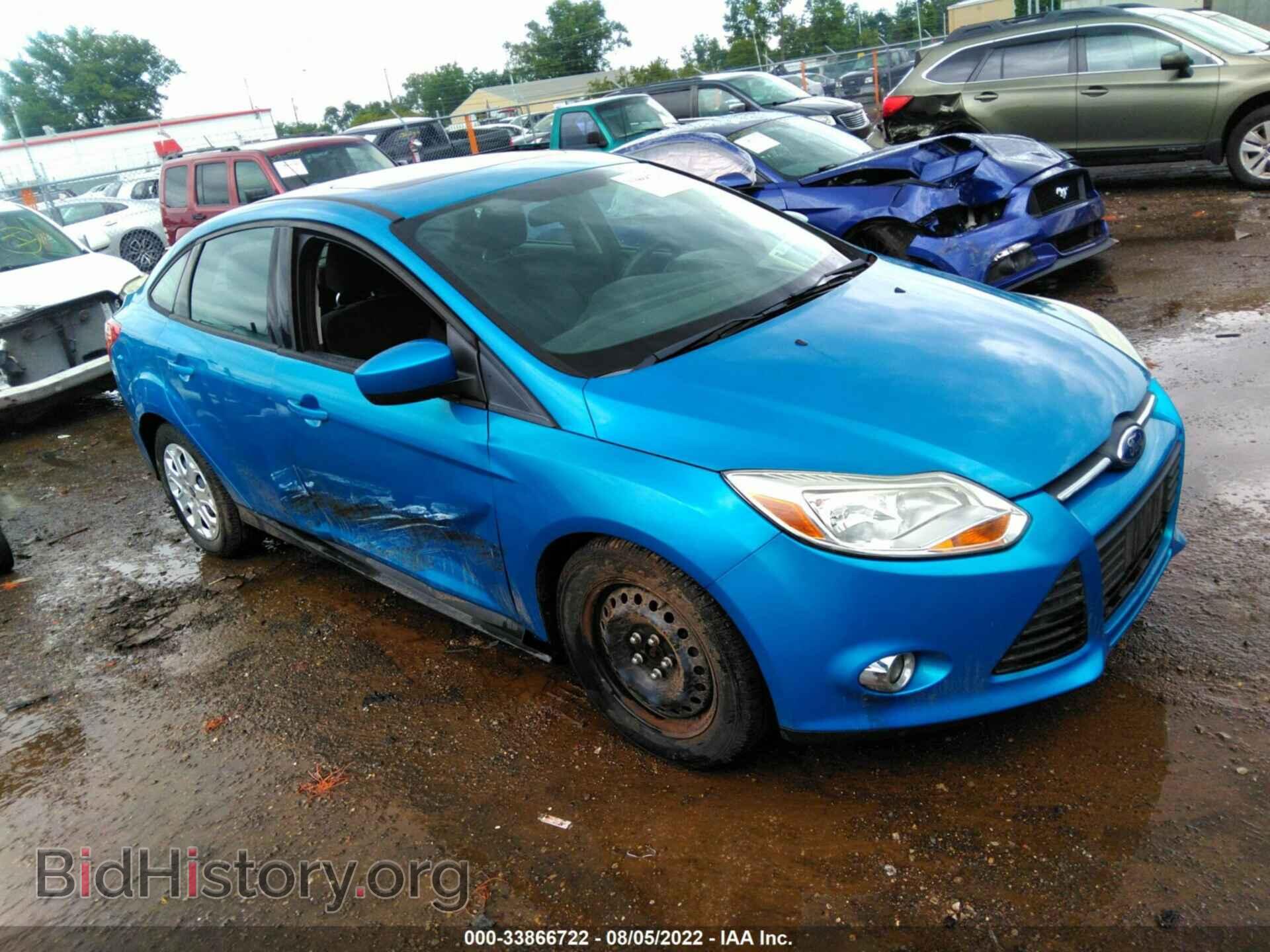 Photo 1FAHP3F28CL310771 - FORD FOCUS 2012