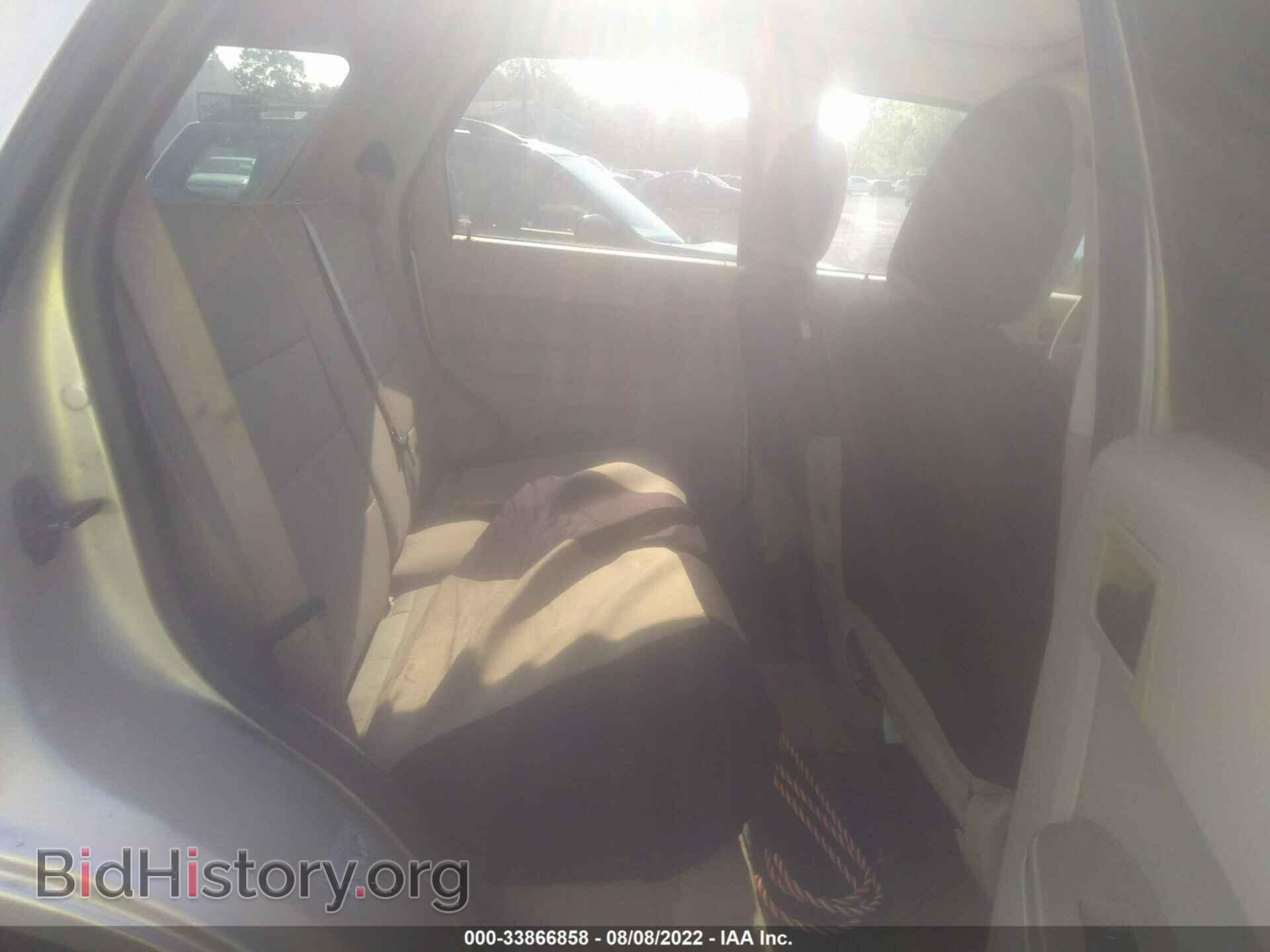 2011 FORD ESCAPE - VIN: 1FMCU9D77BKA03087 - Фото 8